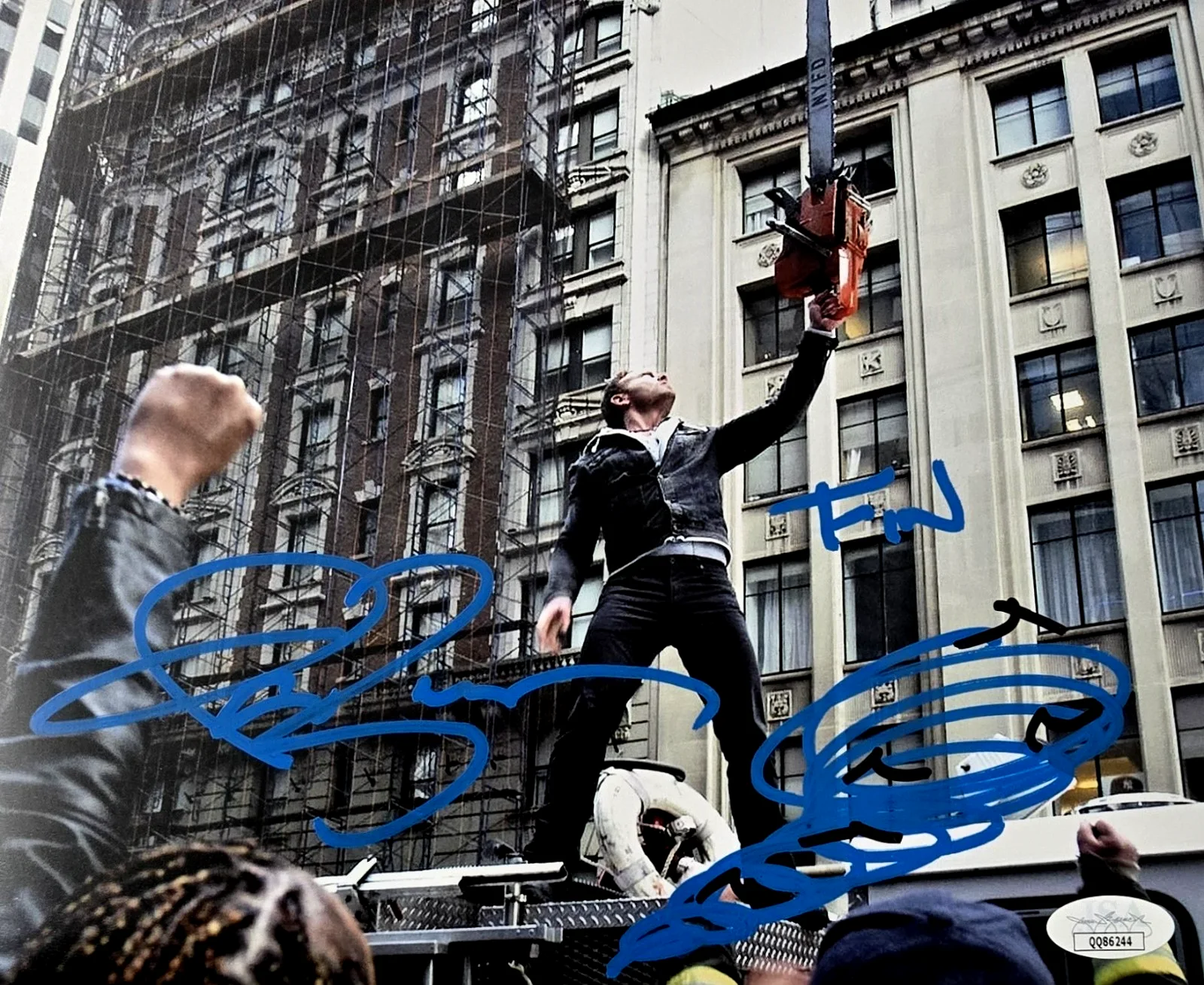 IAN ZIERING — Sharknado Signed Photo Ian Ziering Fin Shepard Autograph Sketch 8x10 JSA COA 244