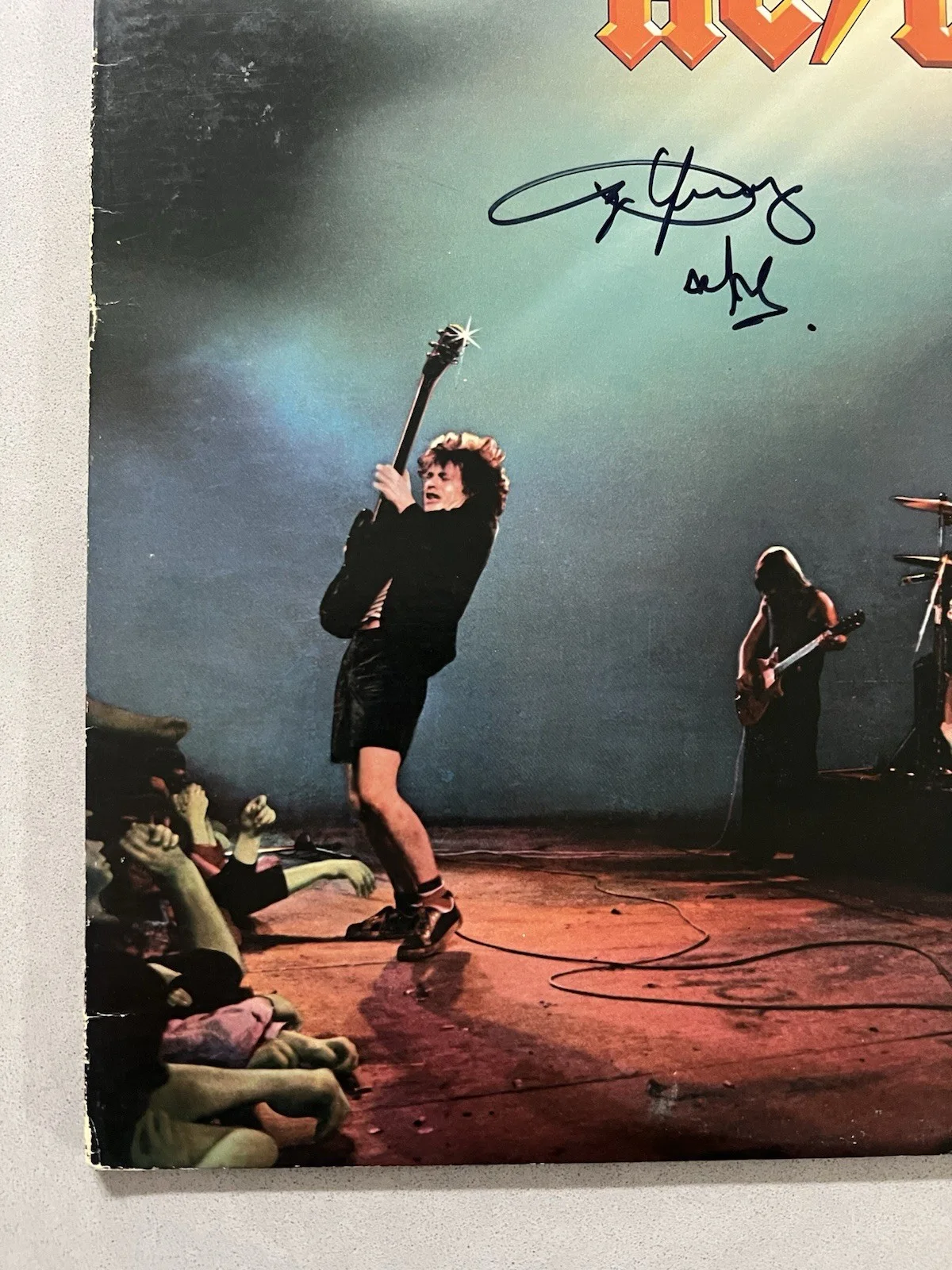 Angus Young signed autographed AC/DC Album Record Vinyl Beckett BAS COA Rock, image 4