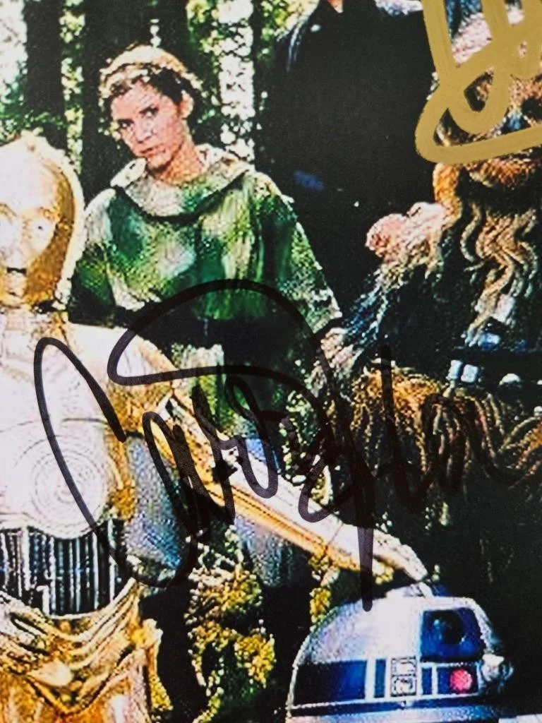 CARRIE FISHER MARK HAMILL, KENNY BAKER — CARRIE FISHER MARK HAMILL KENNY BAKER 3X CAST SIGNED 8X10 PHOTO STAR WARS W/ COA, изображение 3