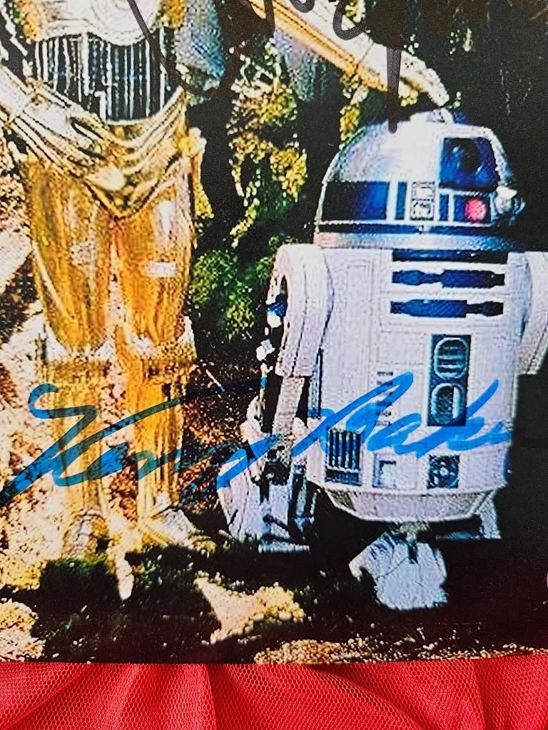 CARRIE FISHER MARK HAMILL, KENNY BAKER — CARRIE FISHER MARK HAMILL KENNY BAKER 3X CAST SIGNED 8X10 PHOTO STAR WARS W/ COA, изображение 4
