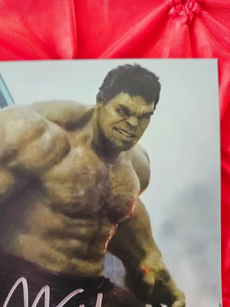 MARK RUFFALO — MARK RUFFALO HAND SIGNED AUTOGRAPHED 8X10 PHOTO MARVEL INCREDIBLE HULK W ITH COA, изображение 2