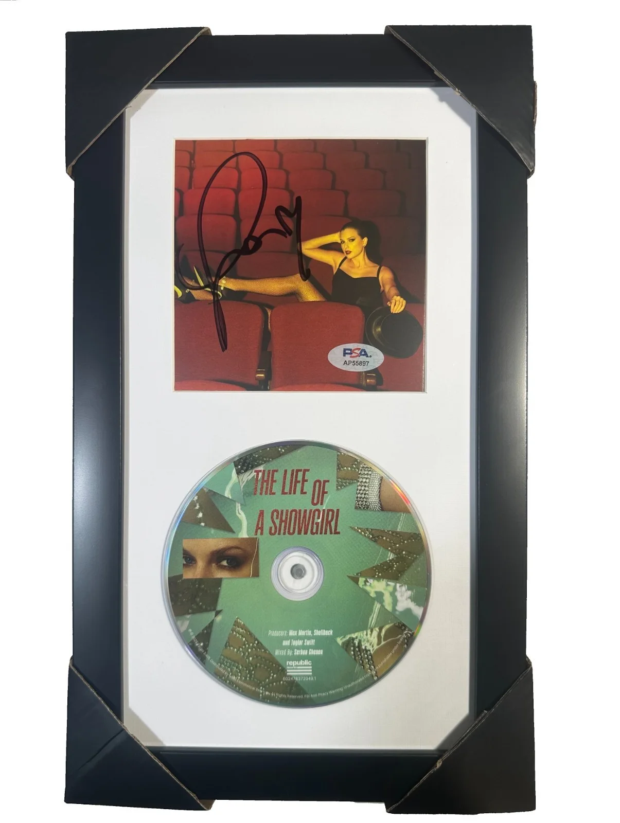 Taylor Swift Signed Photo + CD PSA DNA Authenticated Framed Collectible, image 2