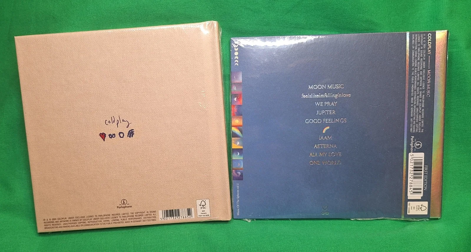 Coldplay Moon Music Limited First CD With Signed Art Card & Notebook CD Editions, image 2