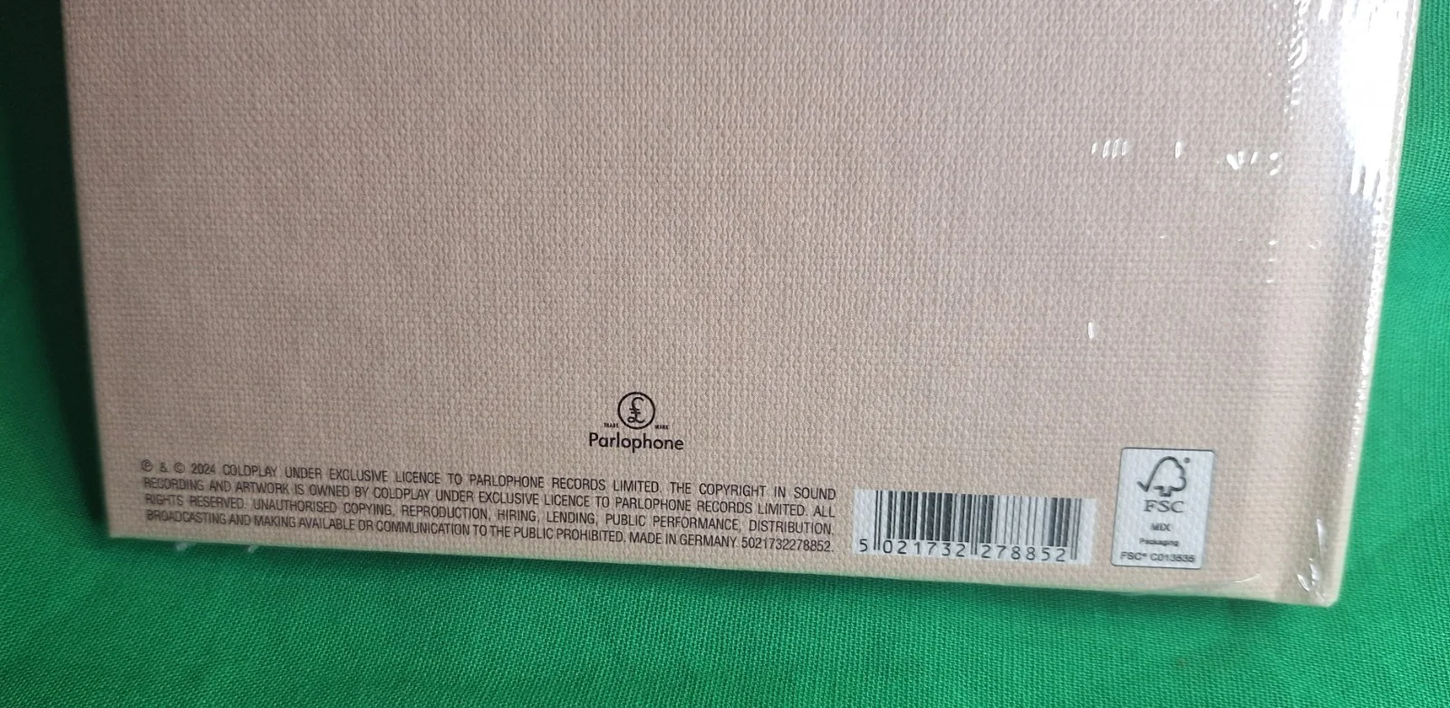 Coldplay Moon Music Limited First CD With Signed Art Card & Notebook CD Editions, image 5