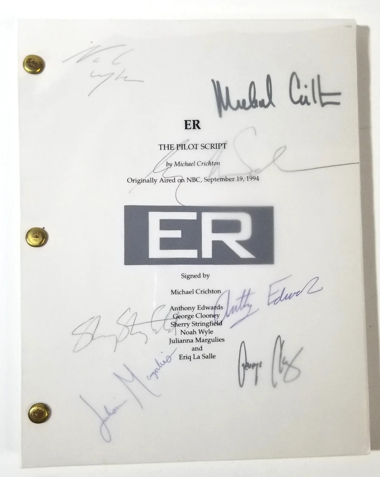 George Clooney, Michael Crichton, Anthony Edwards, Noah Wyle — ER cast SIGNED Pilot Episode Script JSA LOA Autograph Clooney Michael Crichton +, image 2