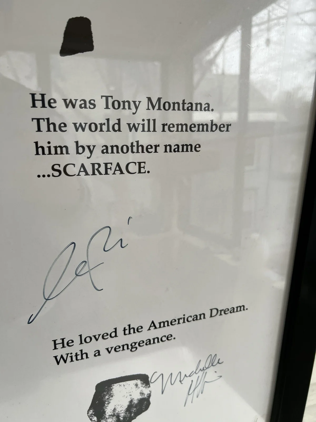 Al Pacino, Steven Bauer, Michelle Pfeiffer — SCARFACE POSTER SIGNED Al Pacino, Michelle Pfeiffer NOT AUTHENTICATED *DAMAGED*, image 5