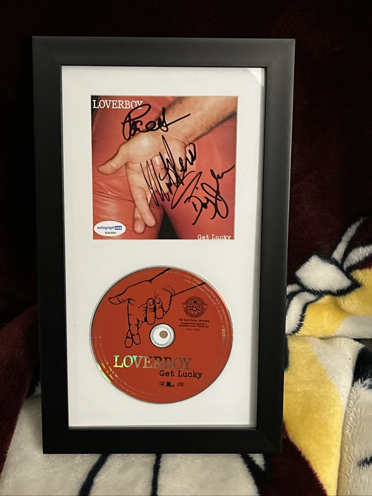 LOVERBOY GET LUCKY FRAMED CD & BOOKLET ACOA CERTIFIED PAUL DEAN Mike RENO DOUG J, изображение 2