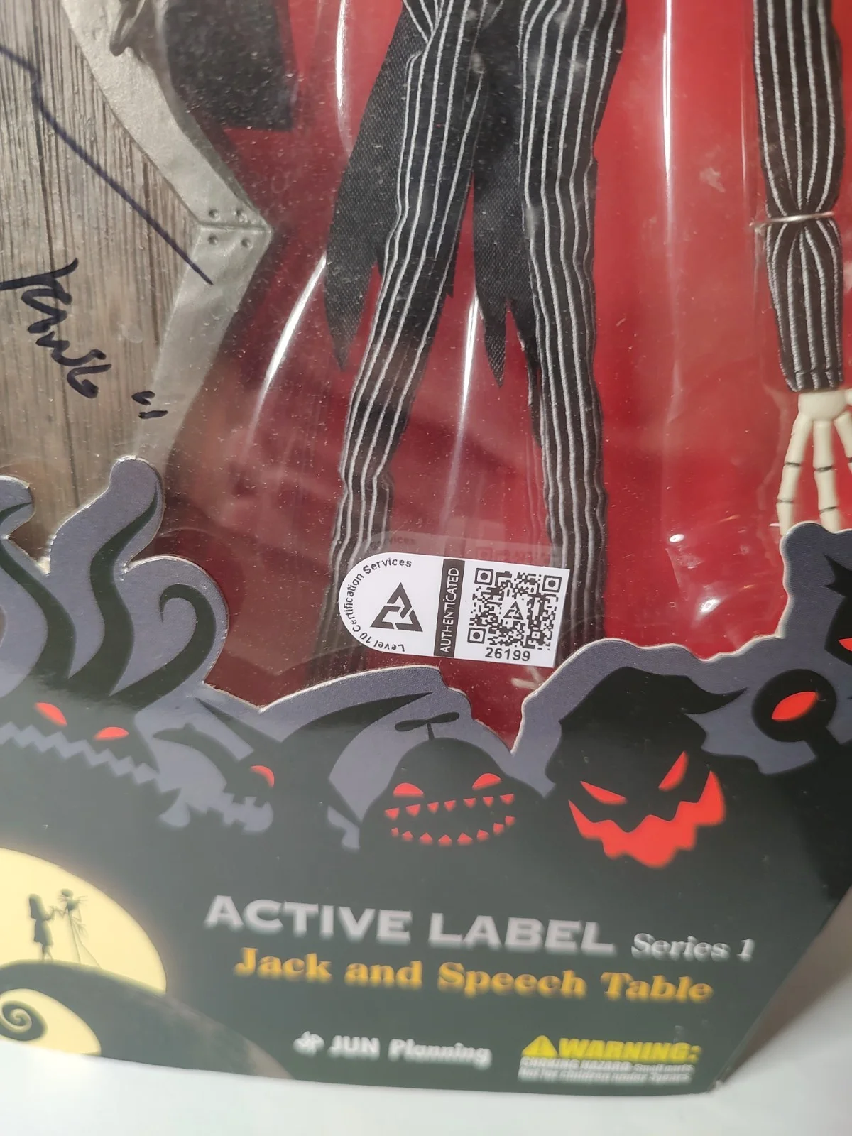 Jack skellington figure signed by Chris Sarandon, image 3