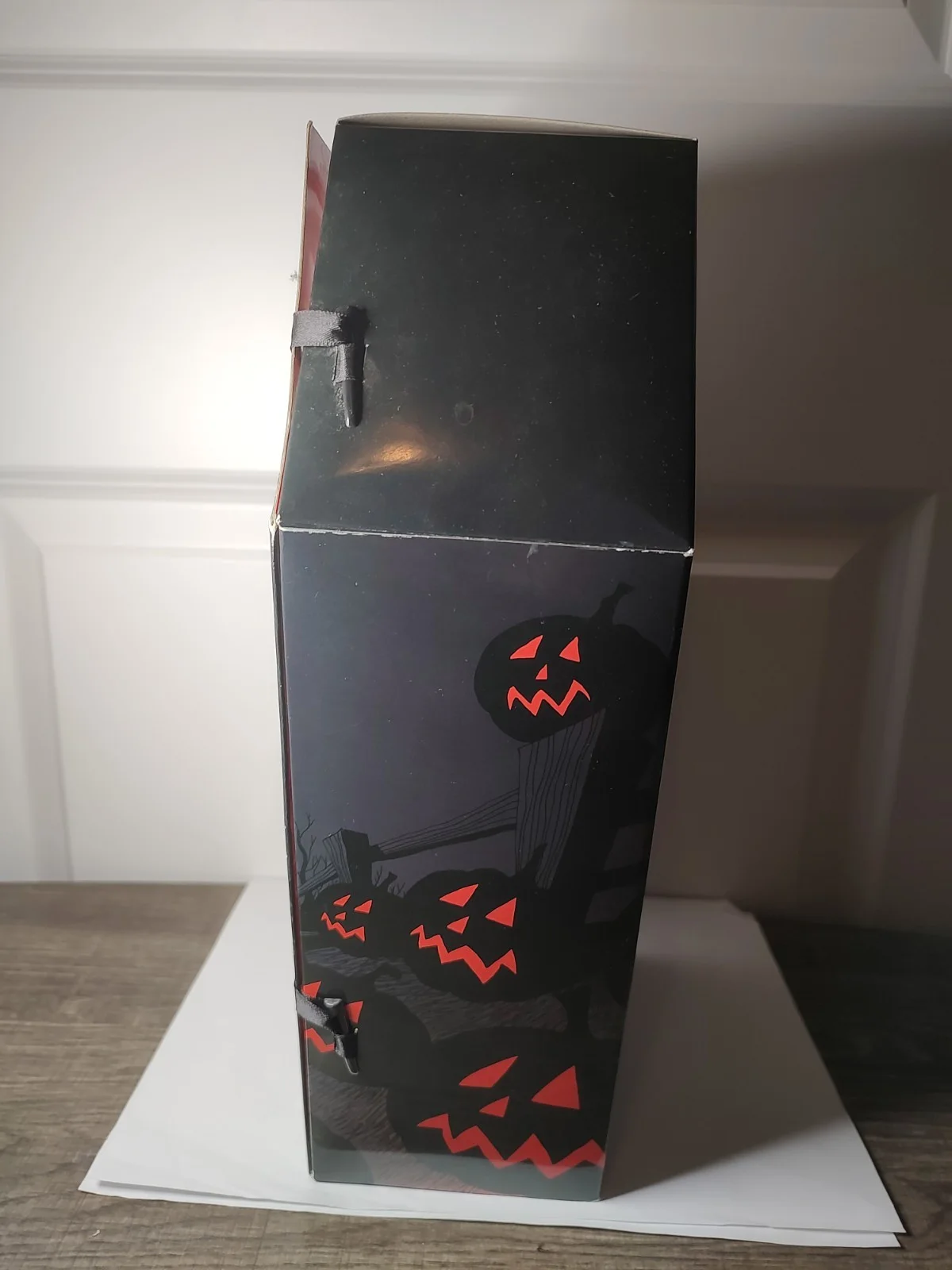 Jack skellington figure signed by Chris Sarandon, image 4