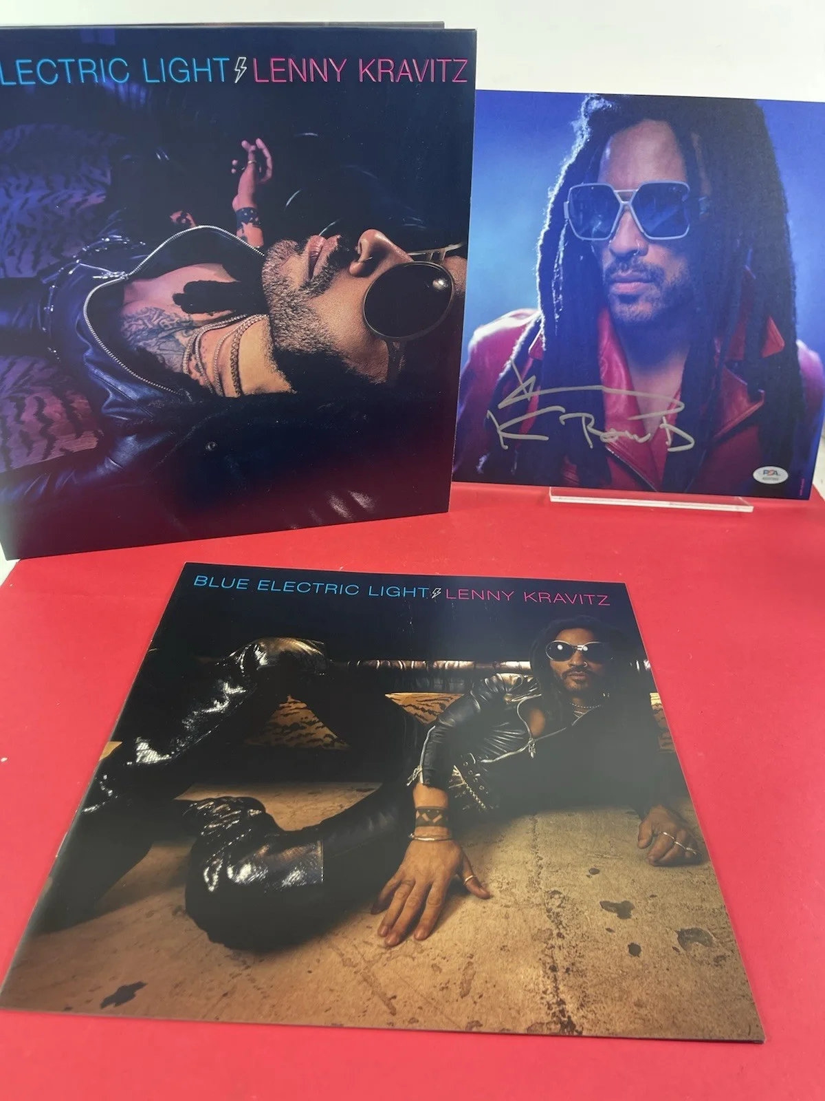 Lenny Kravitz Blue Electric Light Vinyl Autograph Photograph Signed PSA DNA COA, image 3