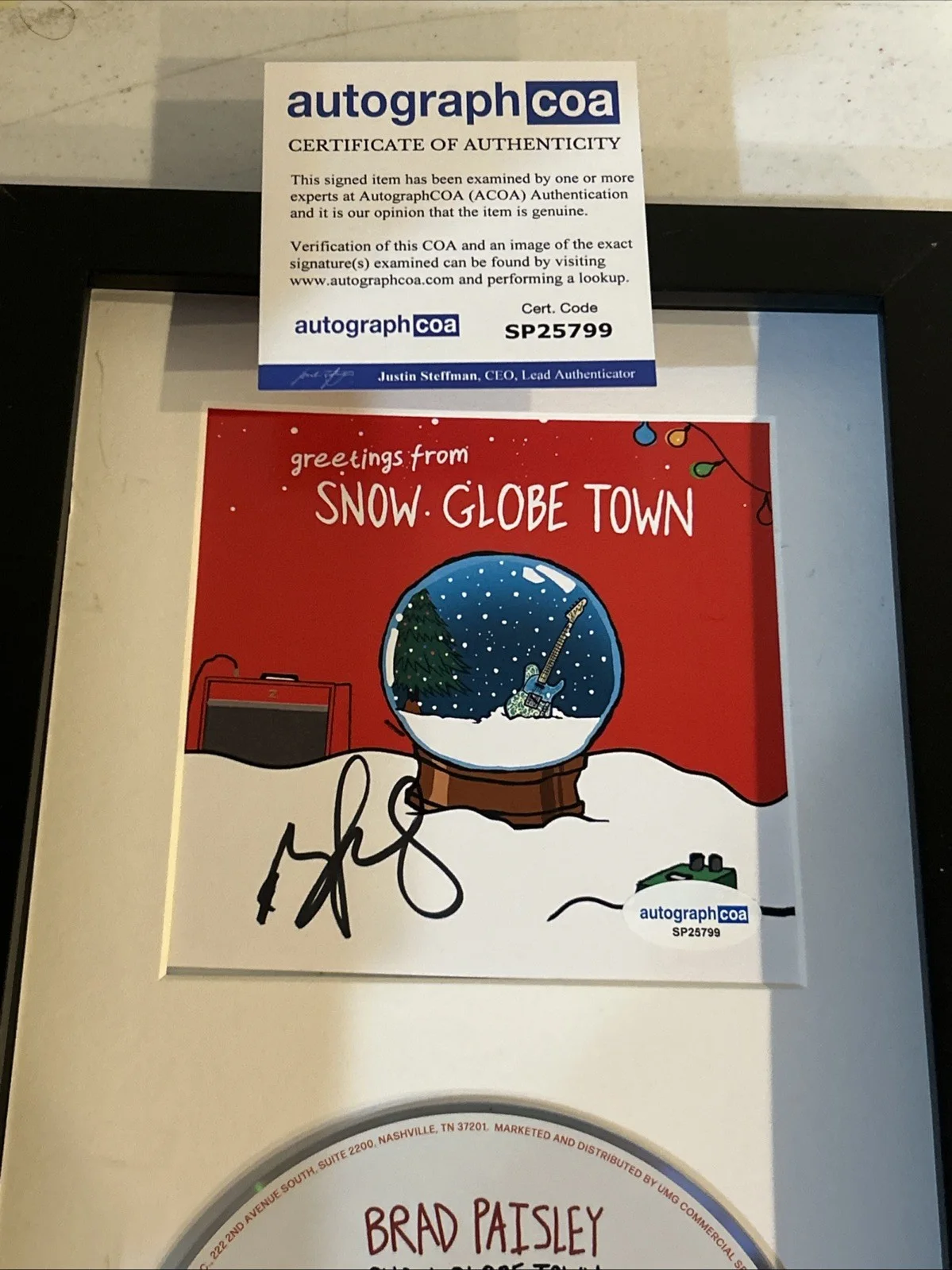 BRAD PAISLEY SIGNED AUTOGRAPH FRAMED CD DISPLAY ACOA SNOW GLOBE TOWN CHRISTMAS, image 4