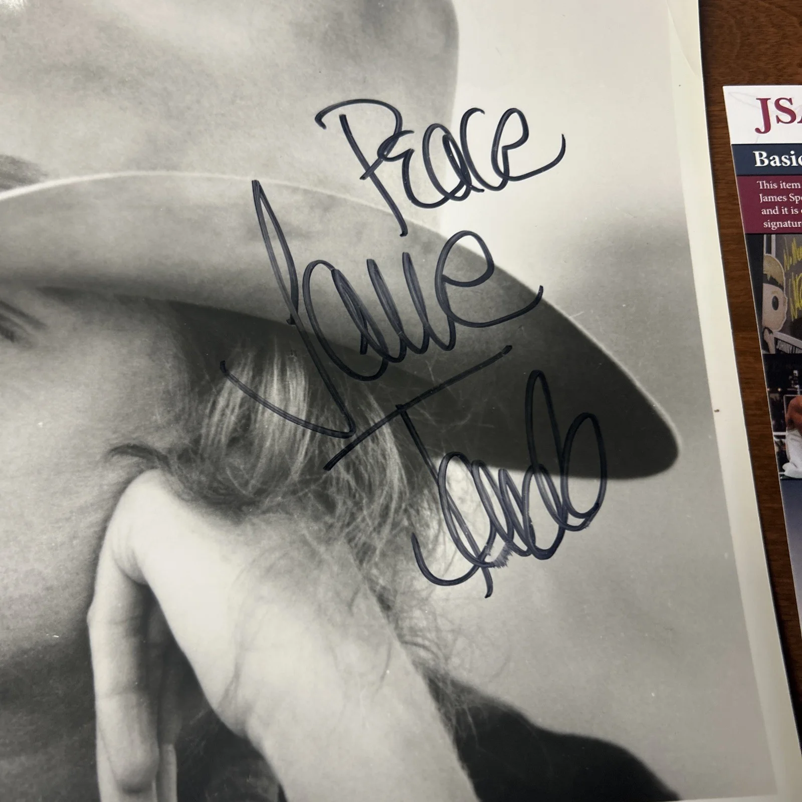 Jane Fonda — Jane Fonda Autographed Signed 8x10 Photo “Comes A Horseman” 1978 JSA COA, изображение 2