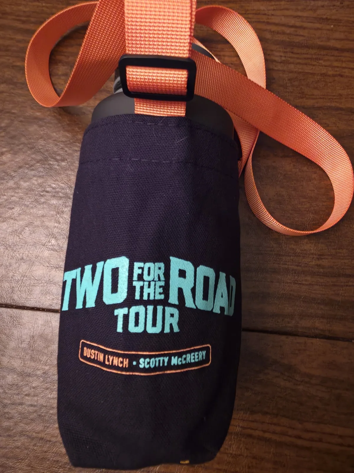 Dustin Lynch & Scotty McCrerry VIP Merch Signed Autographed Poster, Water Bottle, изображение 4