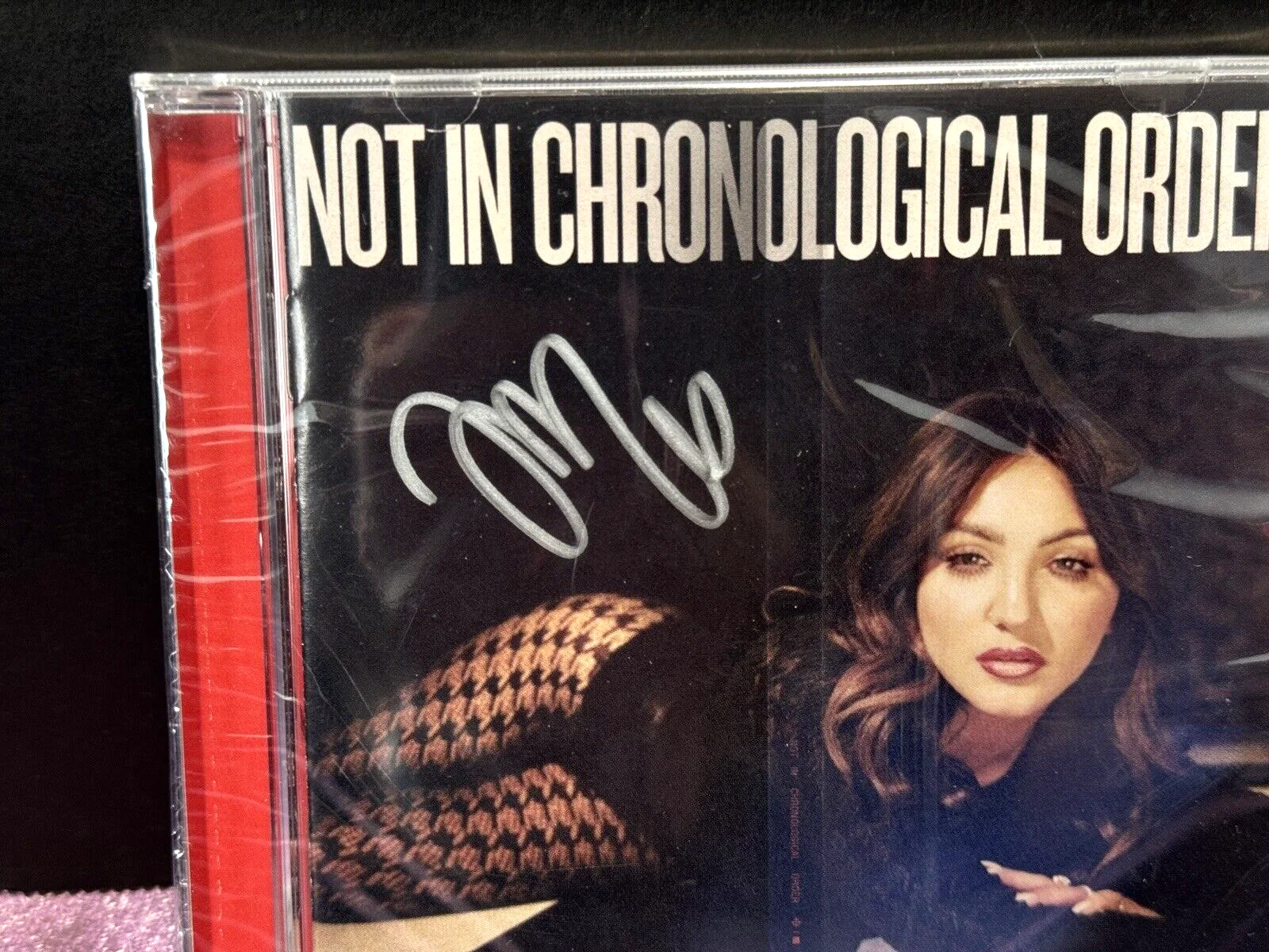 JULIA MICHAELS CD 'Not in Chronological Order' Signed Autographed Autograph, image 2