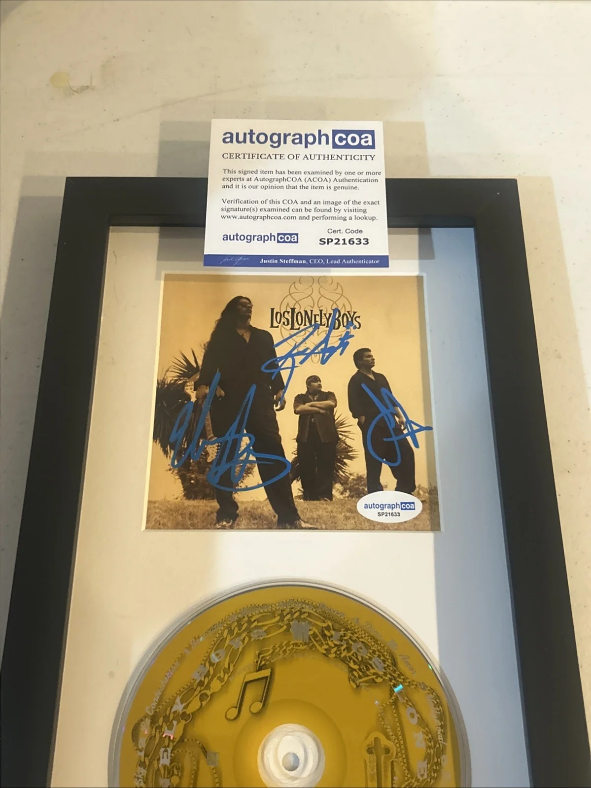 LOS LONELY BOYS SIGNED AUTOGRAPH FRAMED CD DISPLAY ACOA HEAVEN, image 3