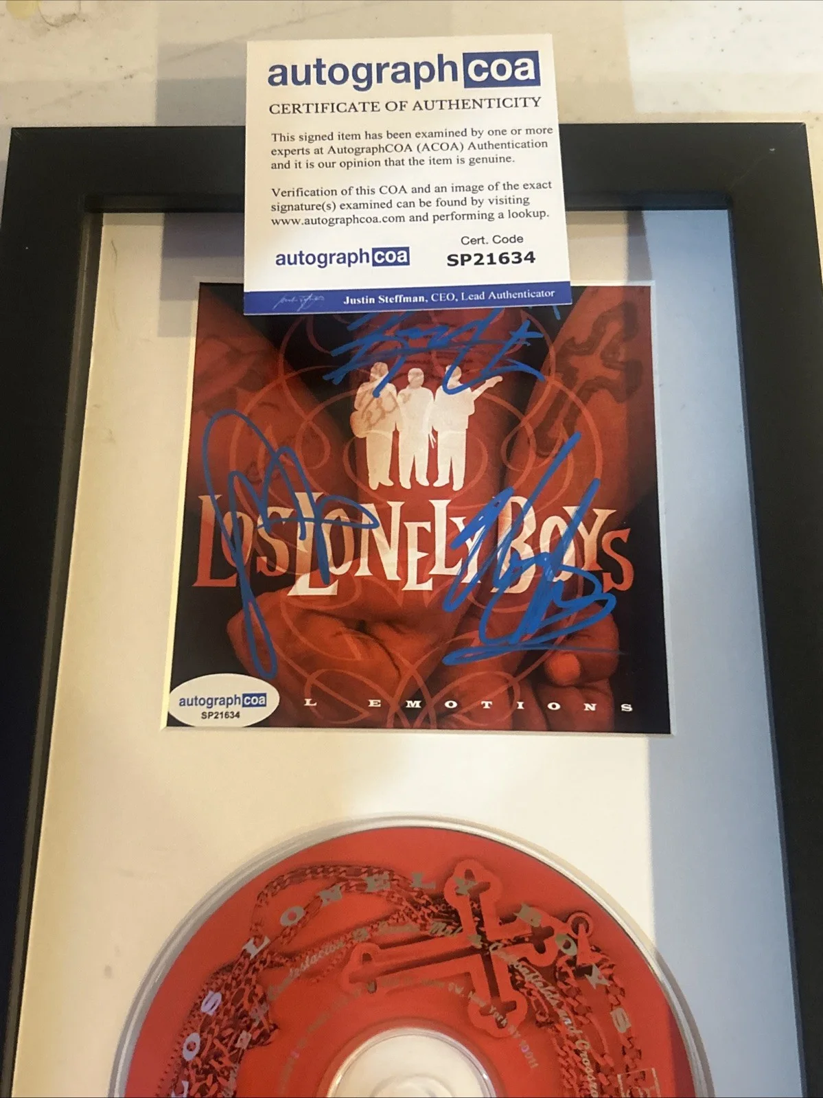 LOS LONELY BOYS SIGNED AUTOGRAPH FRAMED CD DISPLAY ACOA REAL EMOTIONS, image 3