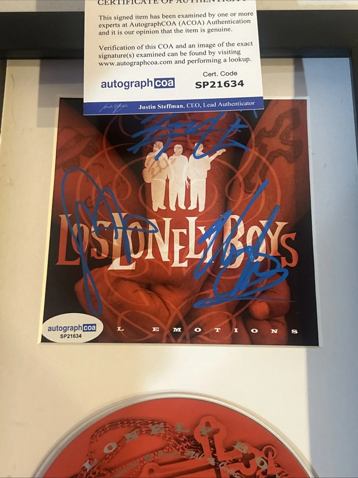 LOS LONELY BOYS SIGNED AUTOGRAPH FRAMED CD DISPLAY ACOA REAL EMOTIONS, image 4