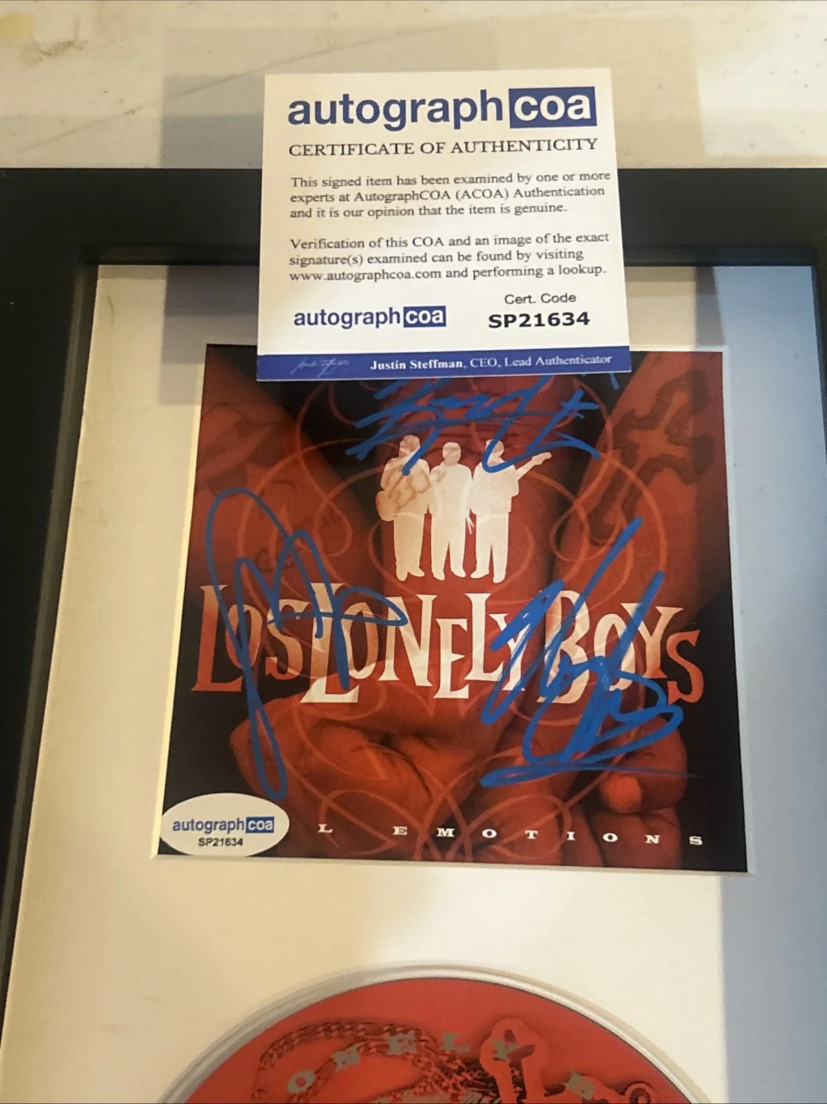 LOS LONELY BOYS SIGNED AUTOGRAPH FRAMED CD DISPLAY ACOA REAL EMOTIONS, image 5