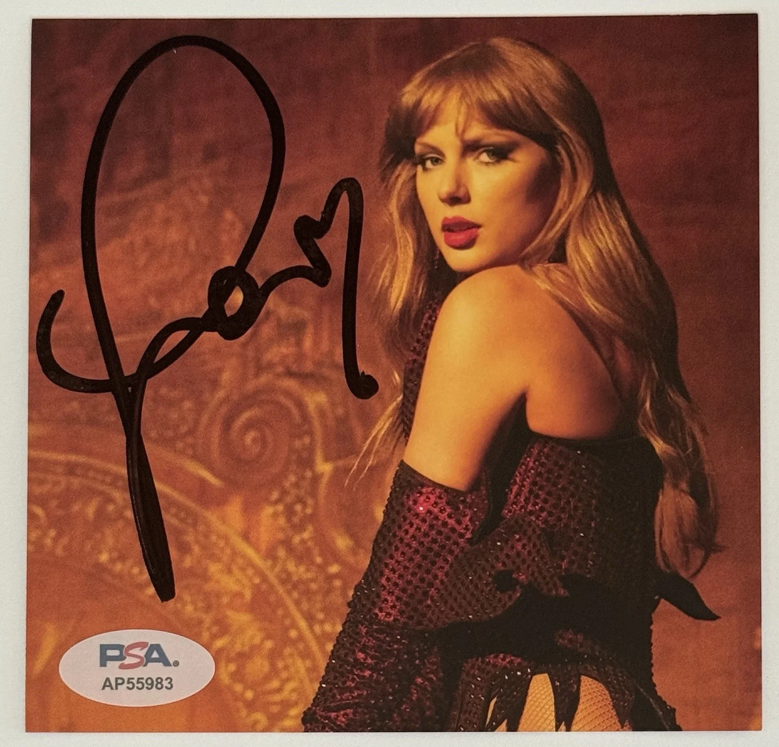 SIGNED FRAMED HEART TAYLOR SWIFT LIFE OF A SHOWGIRL #3 PHOTO & CD PSA DNA COA, изображение 2