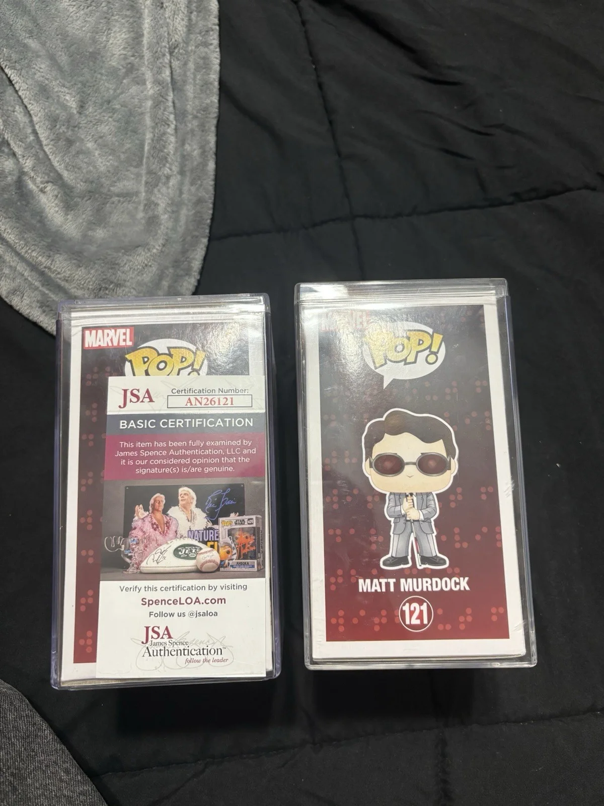 Signed Marvel Daredevil Funko Pops Charlie Cox and Vincent As Wilson Fisk COA, изображение 4
