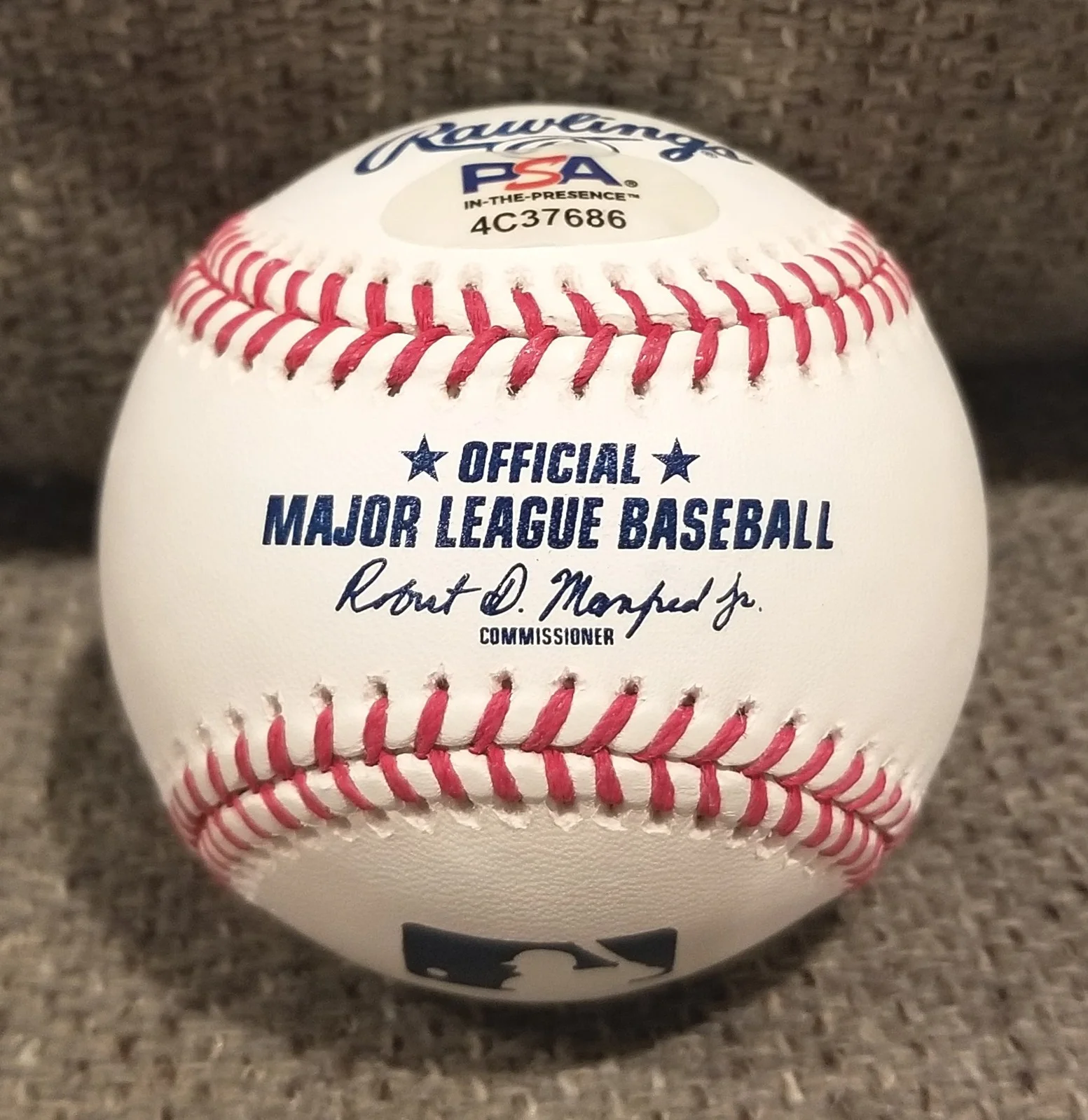 Erik Estrada — Erik Estrada Signed Autographed Major League Baseball CHiPs Ponch Police PSA B, изображение 2