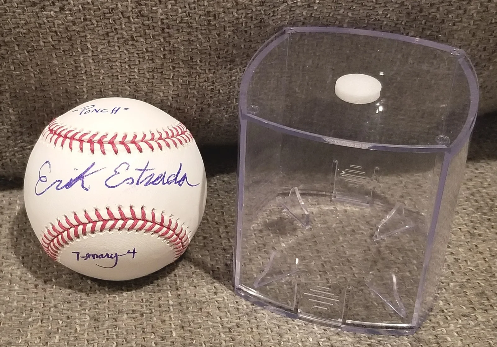 Erik Estrada — Erik Estrada Signed Autographed Major League Baseball CHiPs Ponch Police PSA B, изображение 3