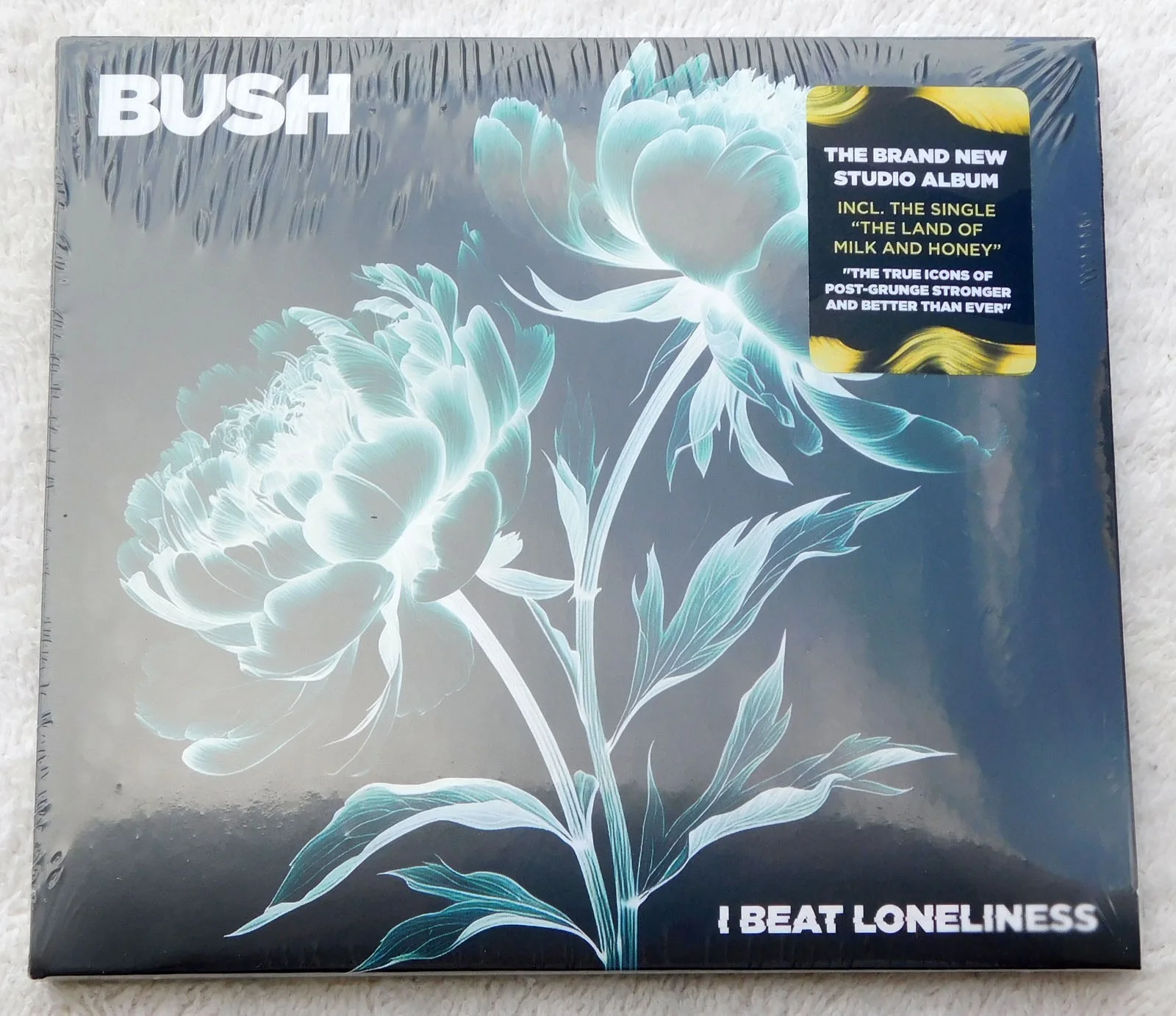 Bush "I Beat Lonliness cd with SIGNED Gavin Rossdale insert NEW w/Coa, image 2