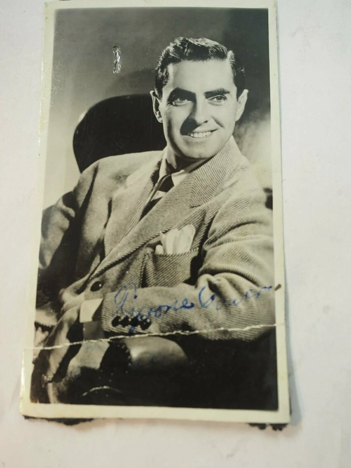 Tyrone Power — Autographed Photo of Tyrone Power Original, image 3