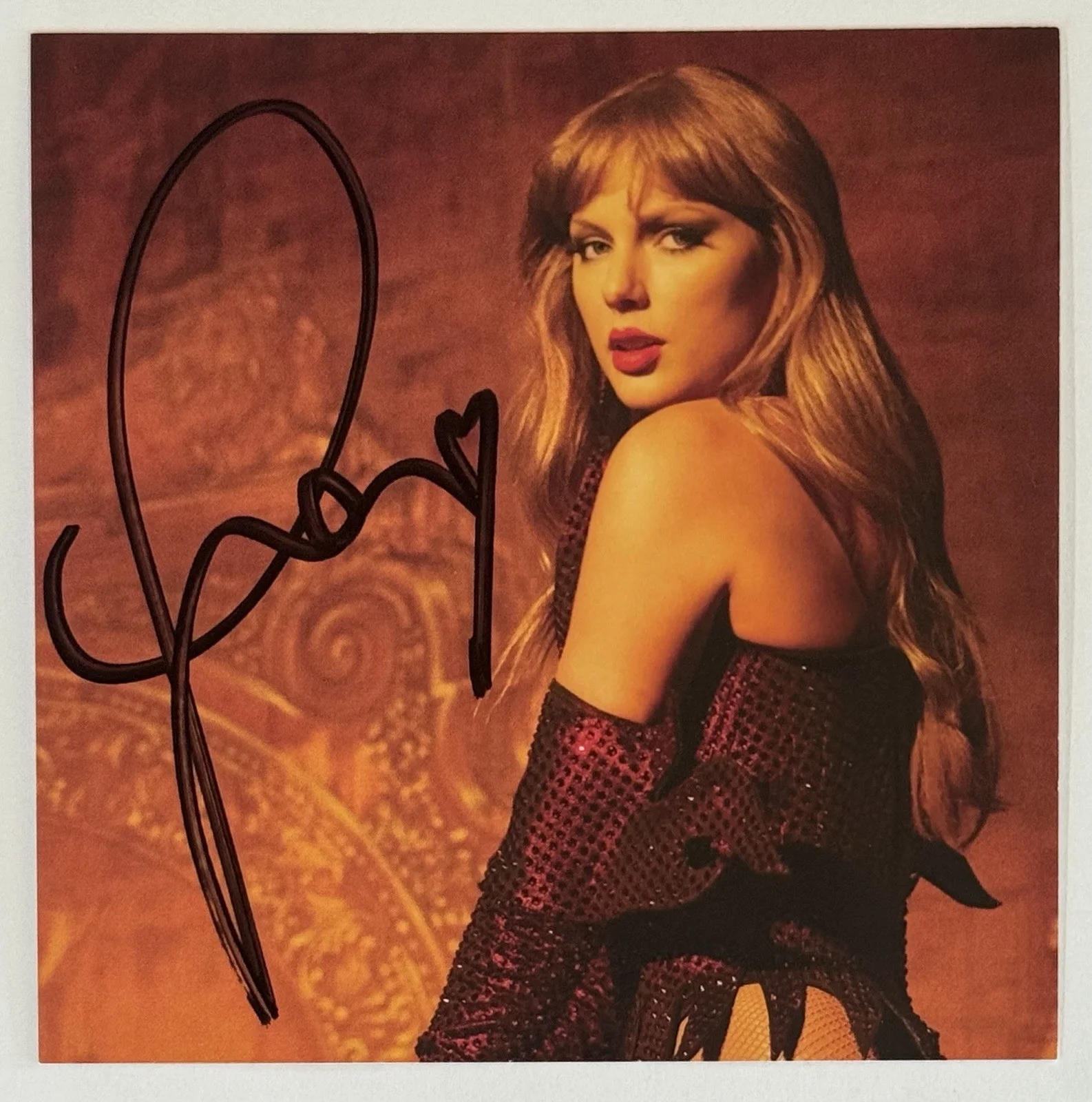 SIGNED HEART TAYLOR SWIFT LIFE OF A SHOWGIRL CD PHOTO SET ALL 4 PSA DNA COA AUTO, изображение 5