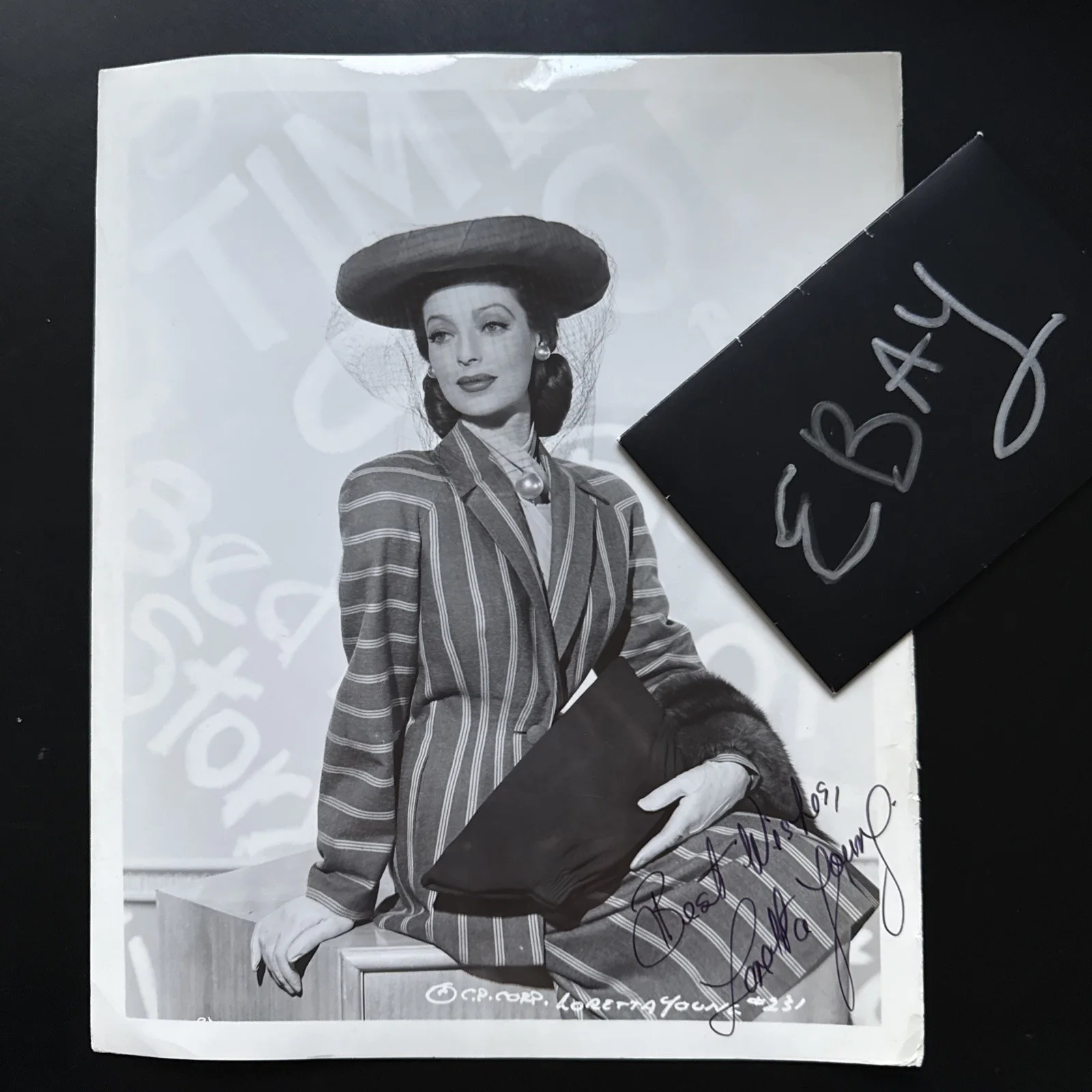 Screen Legend Loretta Young SIGNED PHOTO Autograph COA 8x10, image 2