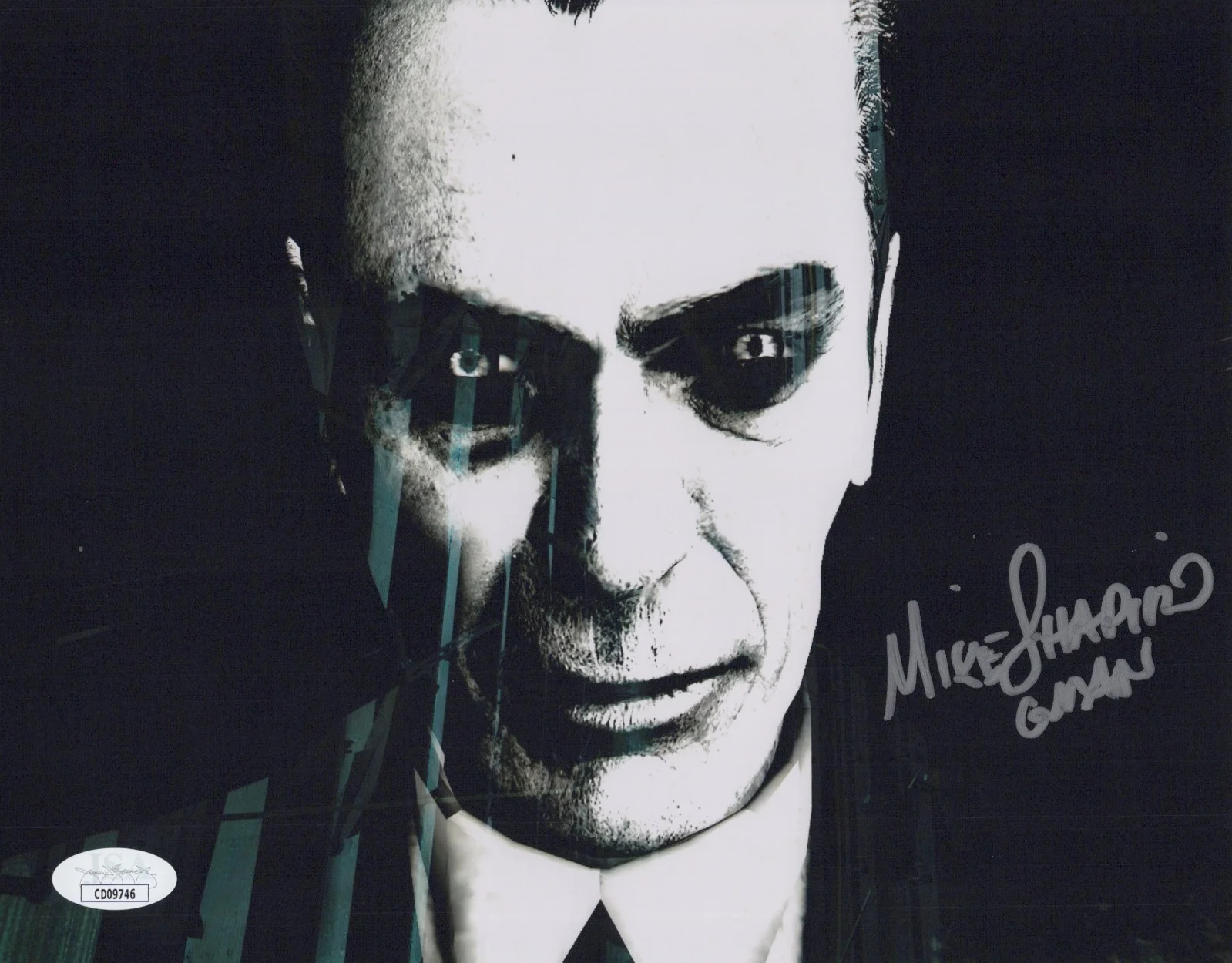 Mike Shapiro — Mike Shapiro Signed 8x10 Half Life 2 G-Man Autograph Photo Valve JSA COA