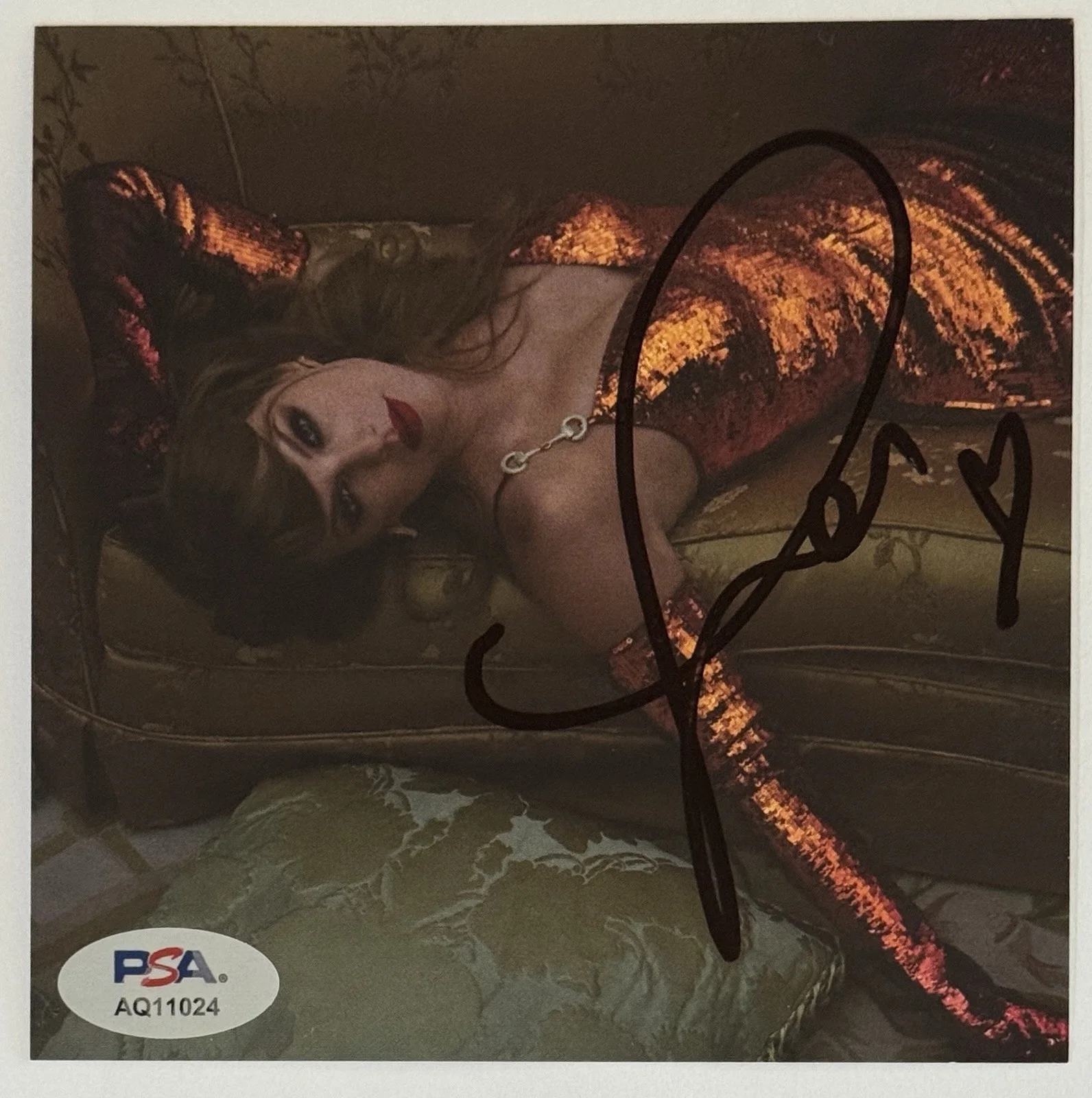 SIGNED TAYLOR SWIFT LIFE OF A SHOWGIRL CD PHOTO SET ALL 4 PSA DNA COA AUTOGRAPH, изображение 5