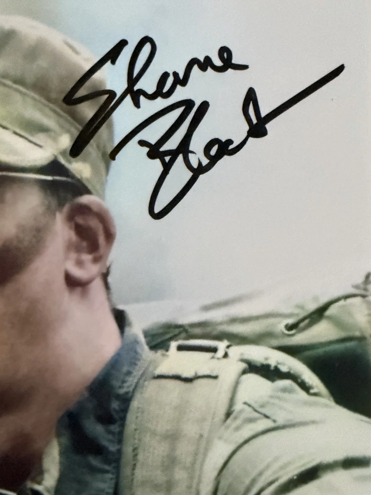 Shane Black — SHANE BLACK SIGNED 'PREDATOR' HAWKINS 8x10 MOVIE PHOTO PSA COA AP87184 (A), image 2