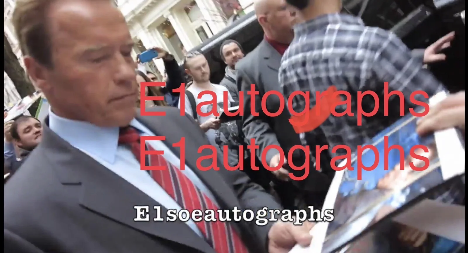 Arnold Schwarzenegger — Arnold Schwarzenegger Signed Terminator Photo In Person. Photo Proof, изображение 2