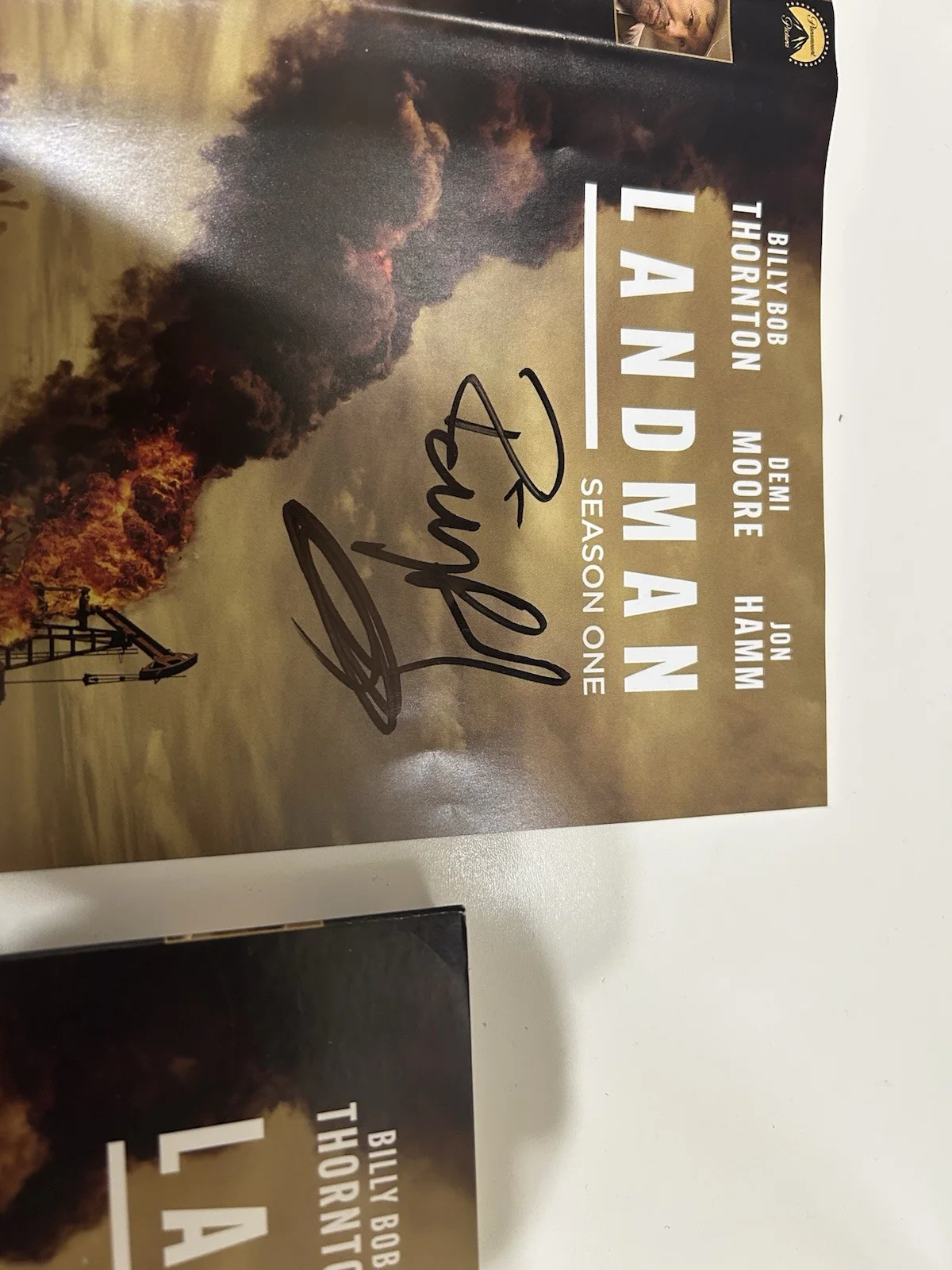 BILLY BOB THORNTON SIGNED LANDMAN DVD! Jsa Certified, image 2