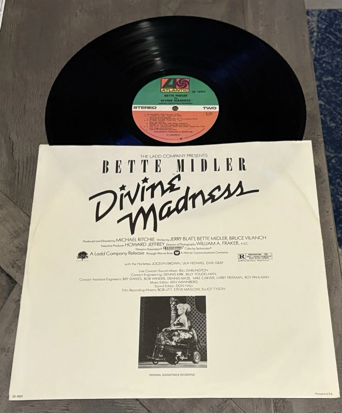 Bette Midler signed Divine Madness Album, image 3
