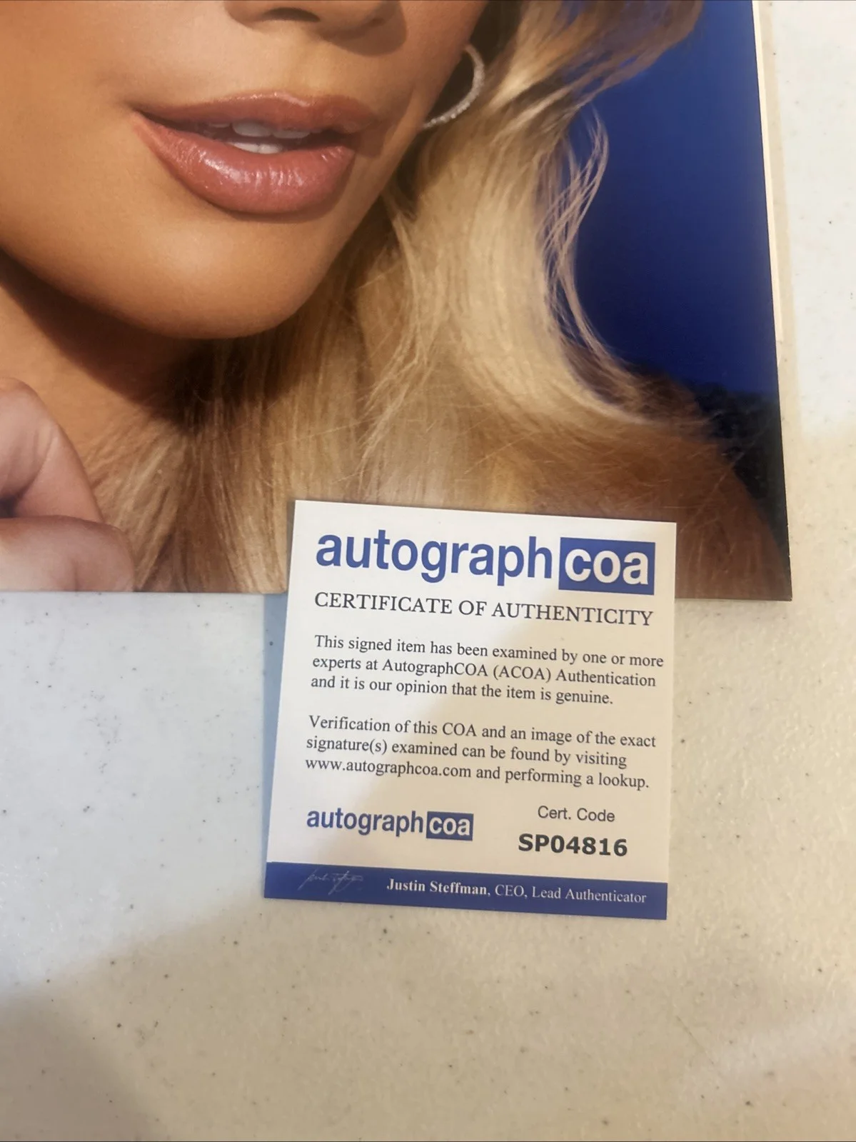 MEGAN MORONEY SIGNED AUTOGRAPH VINYL ALBUM ACOA AM I OKAY? RECORD LP COUNTRY, изображение 5