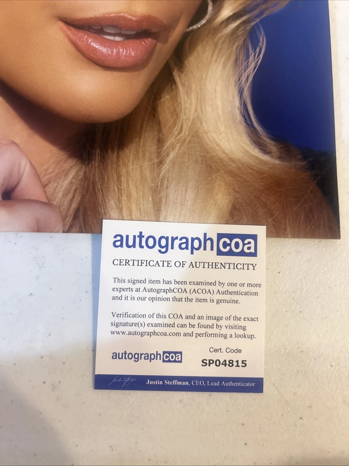 MEGAN MORONEY SIGNED AUTOGRAPH VINYL ALBUM ACOA AM I OKAY? RECORD LP COUNTRY, изображение 4