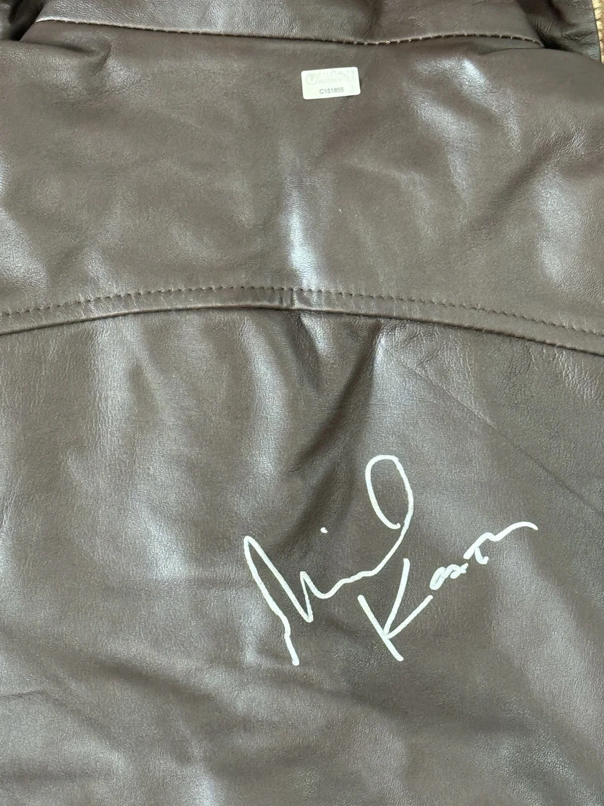 Michael Keaton — Michael Keaton Signed Vulture Jacket From Spiderman Homecoming CA COA, image 5