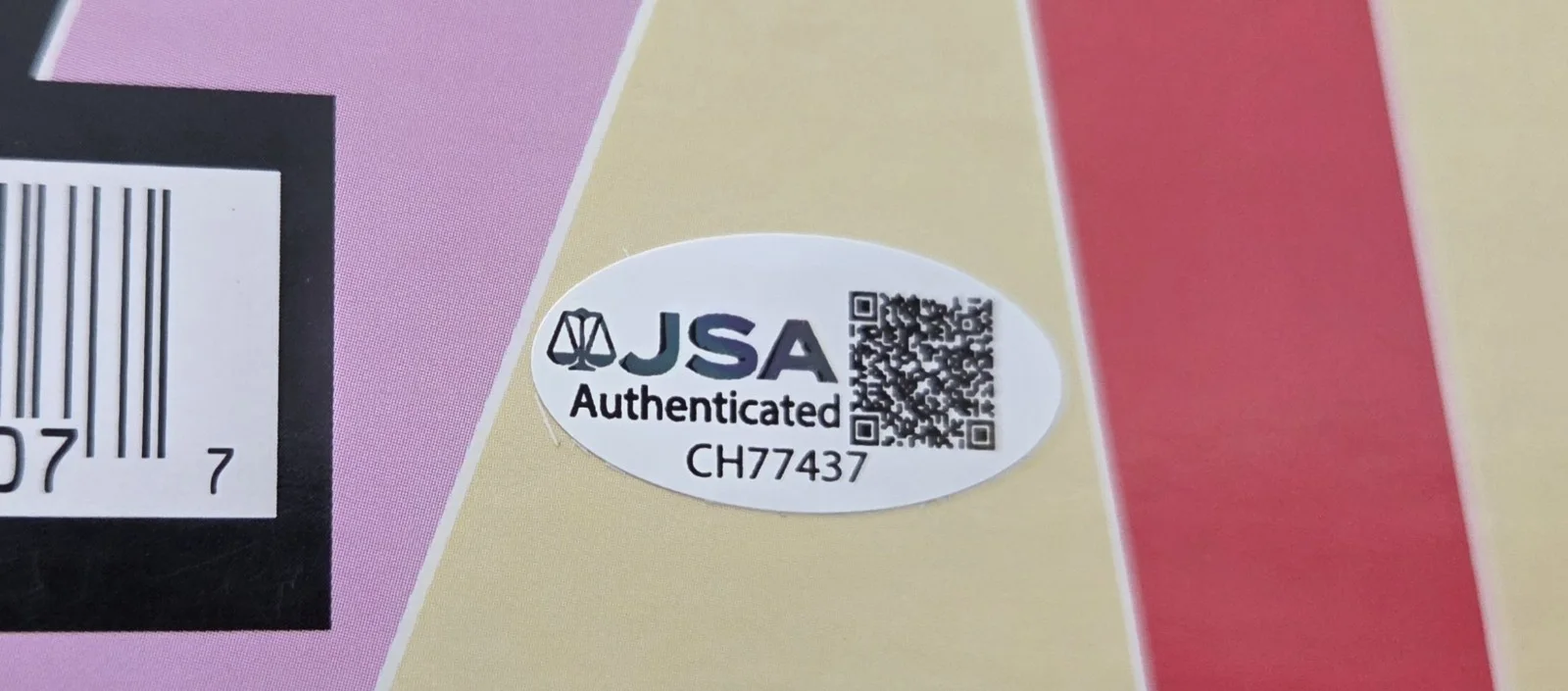 Iggy Azalea Reclassified Autographed Vinyl Album JSA COA, изображение 2