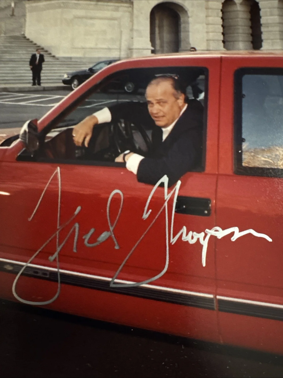 Fred Thompson — FRED THOMPSON (1942-2015) Signed AUTOGRAPHED 4x6 Photo Actor Senator, изображение 2