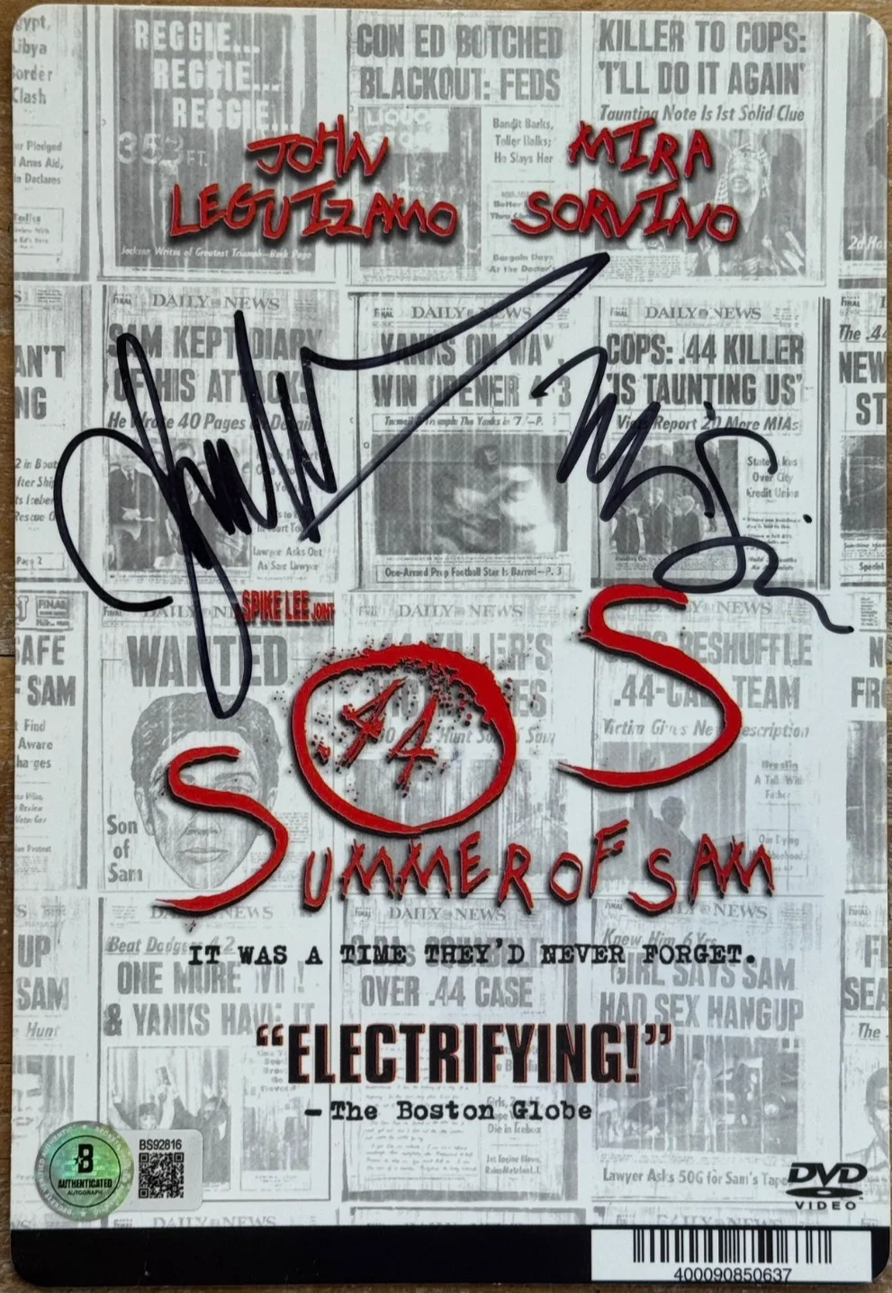 John Leguizamo, Mira Sorvino — JOHN LEGUIZAMO & MIRA SORVINO Signed Autograph Summer of Sam DVD Cover BECKETT, изображение 2