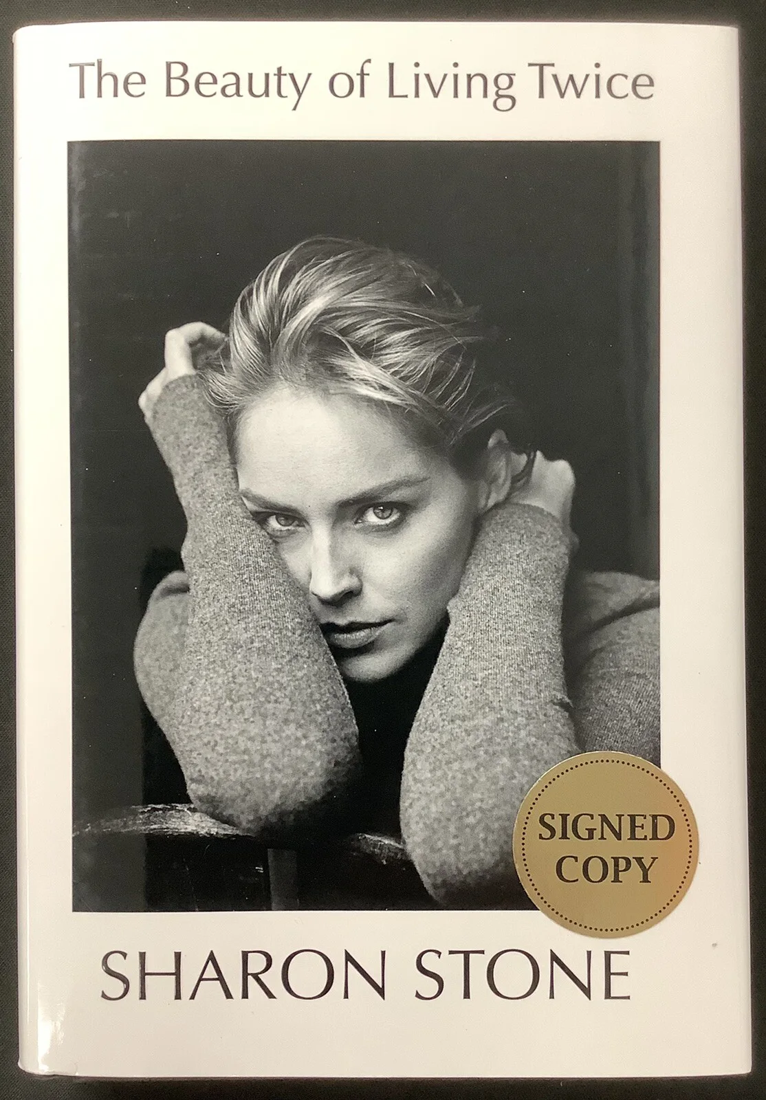 Sharon Stone — Sharon Stone Signed Book Beauty Of Living Twice HCB Muse Actress Autograph JSA 2, image 3