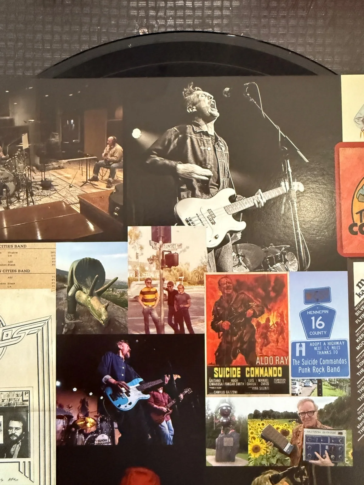 Suicide Commados : Time Bomb fully signed LP vinyl ( Make A Record ), image 3