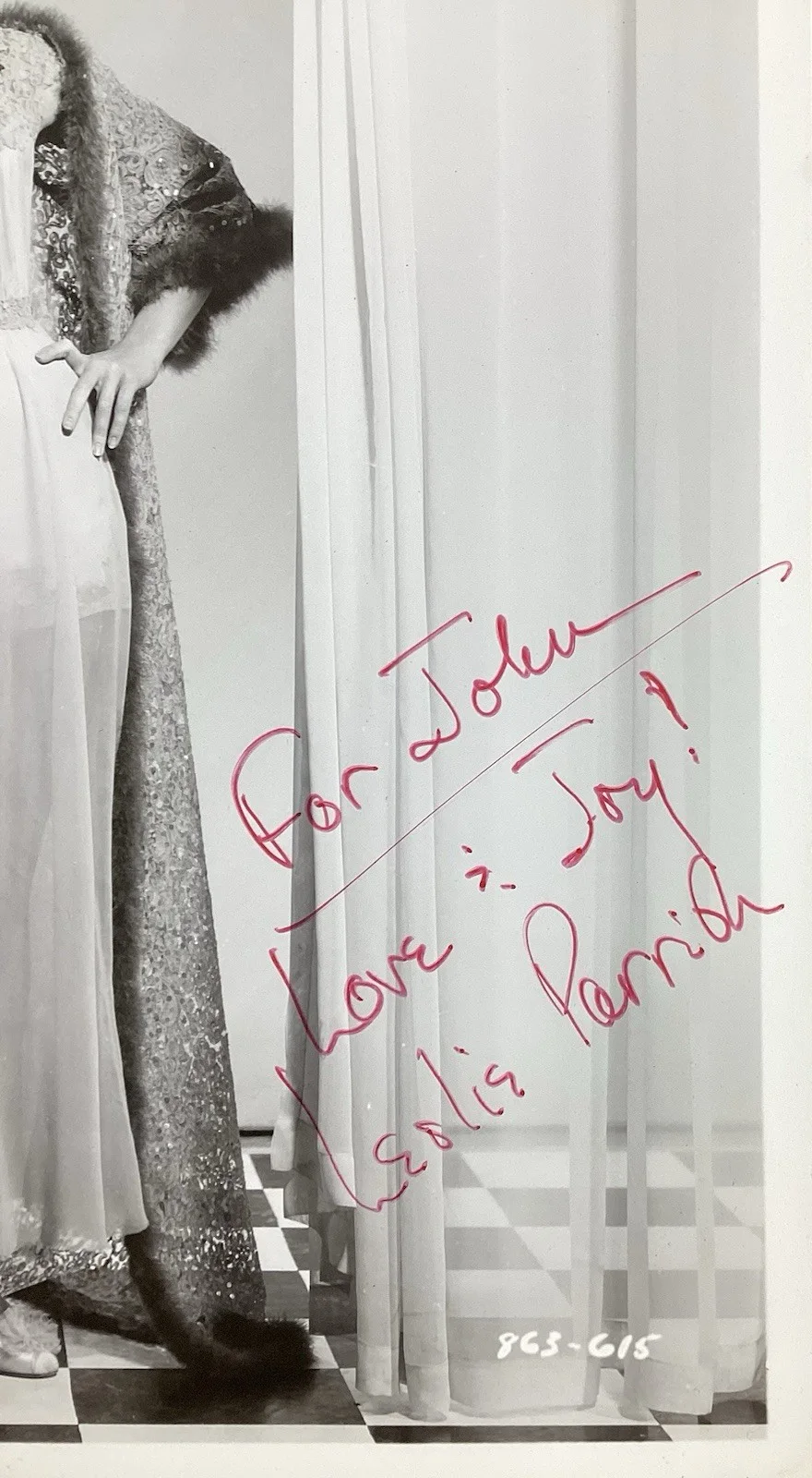 Leslie Parrish — Leslie Parrish Signed Photo 8x10 Hollywood Actor Pin Up Star Trek Autograph JSA, image 2