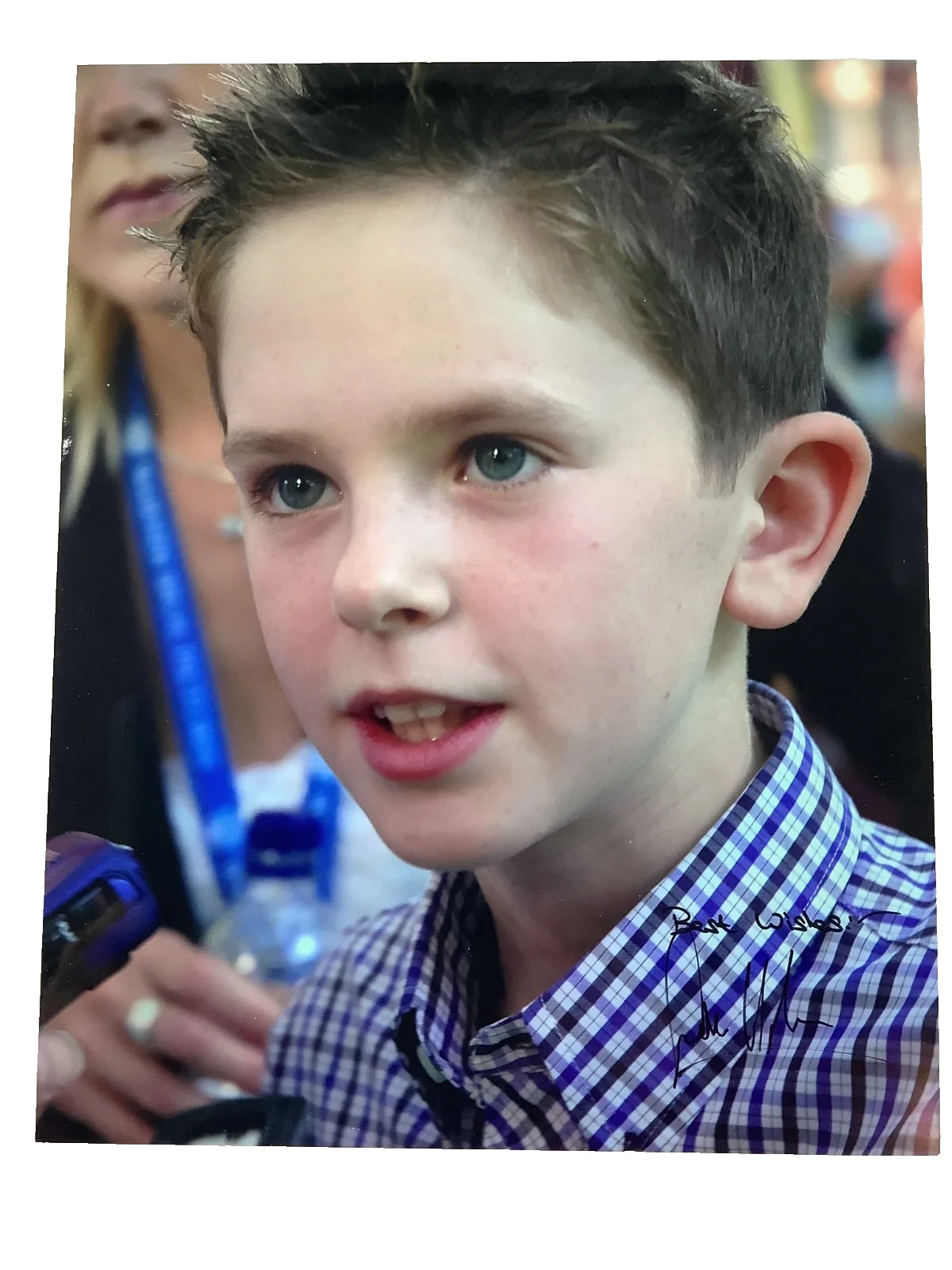 FREDDIE HIGHMORE — FREDDIE HIGHMORE "THE GOOD DOCTOR" "BATES MOTEL" SIGNED AUTOGRAPH PHOTO 8 x 10