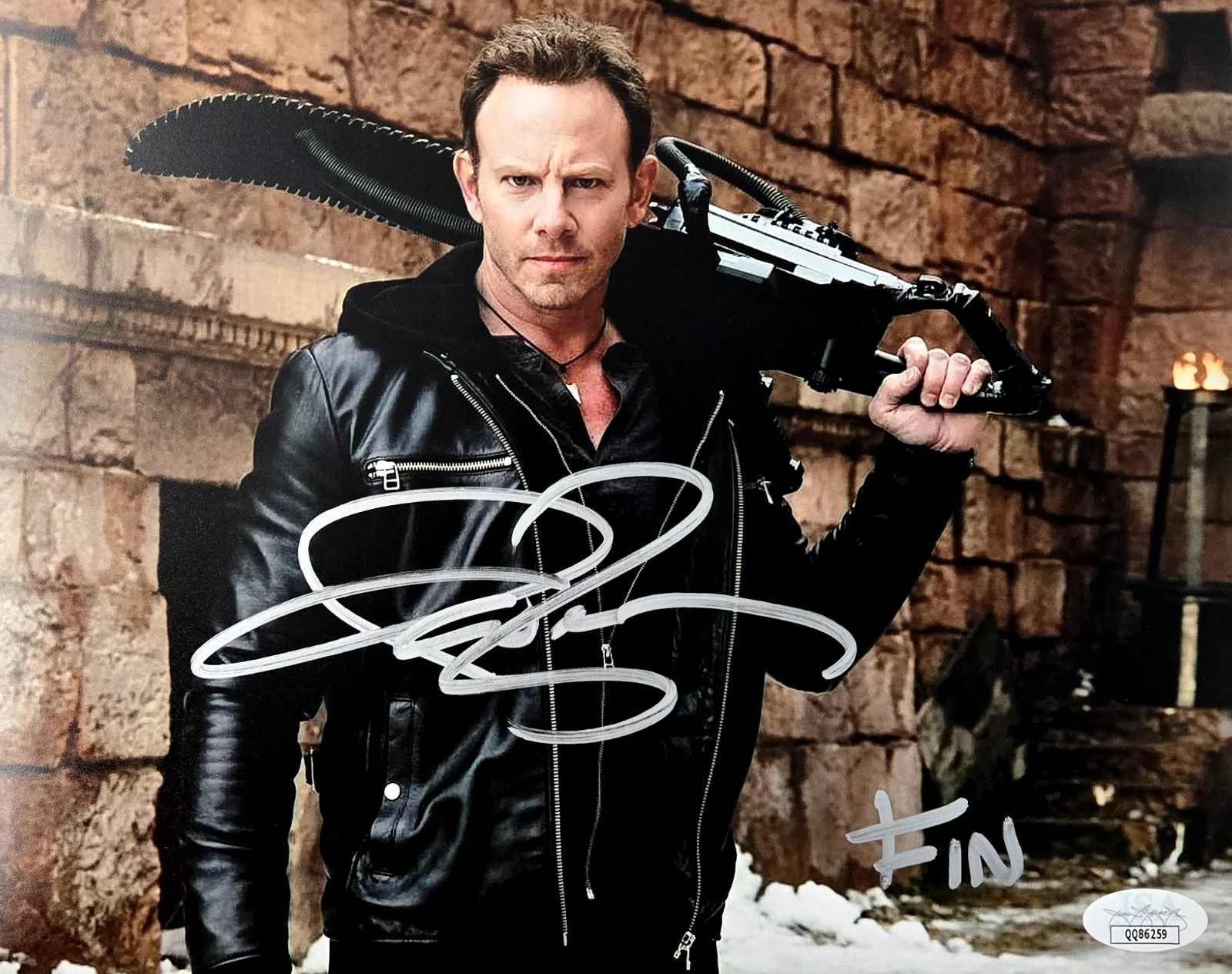 IAN ZIERING — Ian Ziering Signed Photo Sharknado Fin Shepard Autograph 8x10 JSA COA 259