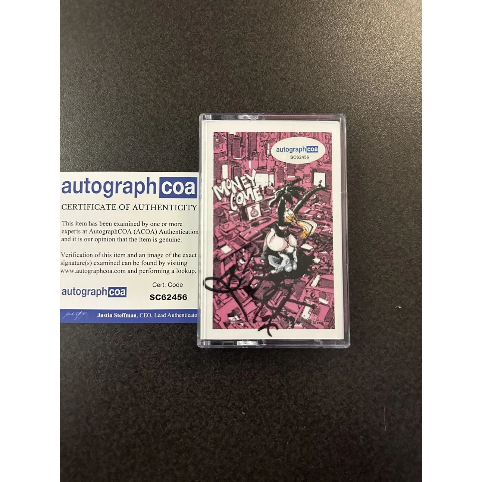 SIGNED Iggy Azalea - Money Come Cassette Autograph w/ COA ACOA #SC62456, изображение 2