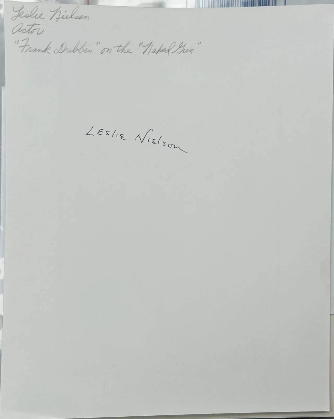 LESLIE NIELSEN—SIGNED PHOTO—NAKED GUN•AIRPLANE•MEL BROOKS•ForbiddenPlanet•DISNEY, изображение 2