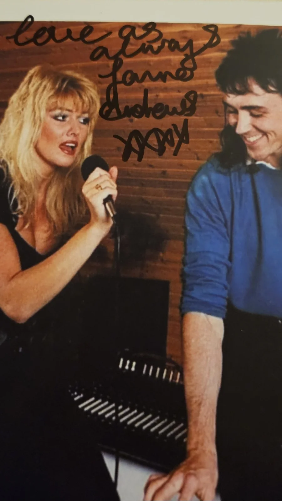 Pat McGlynn & Janine Andrews - Bay City Rollers James Bond Actress Autograph Pic, image 3